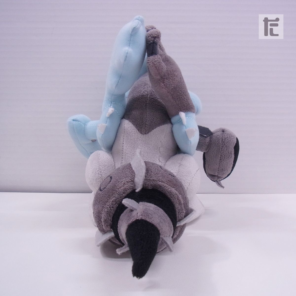 ポケモンセンター ポケドール ブラックキュレム / PK01832 - メルカリ