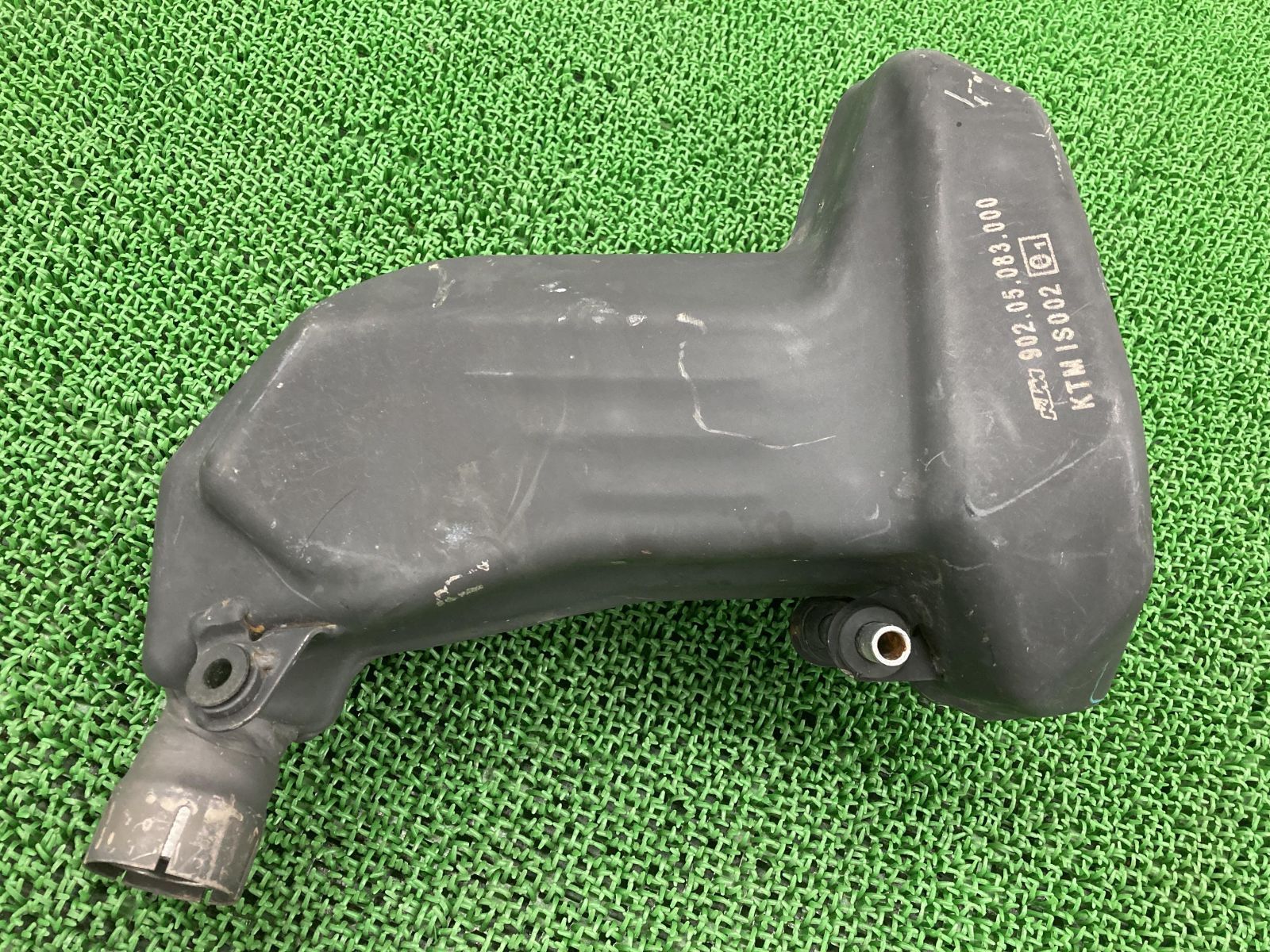 390デューク サイレンサーマフラー 902.05.083.000 KTM 純正 中古