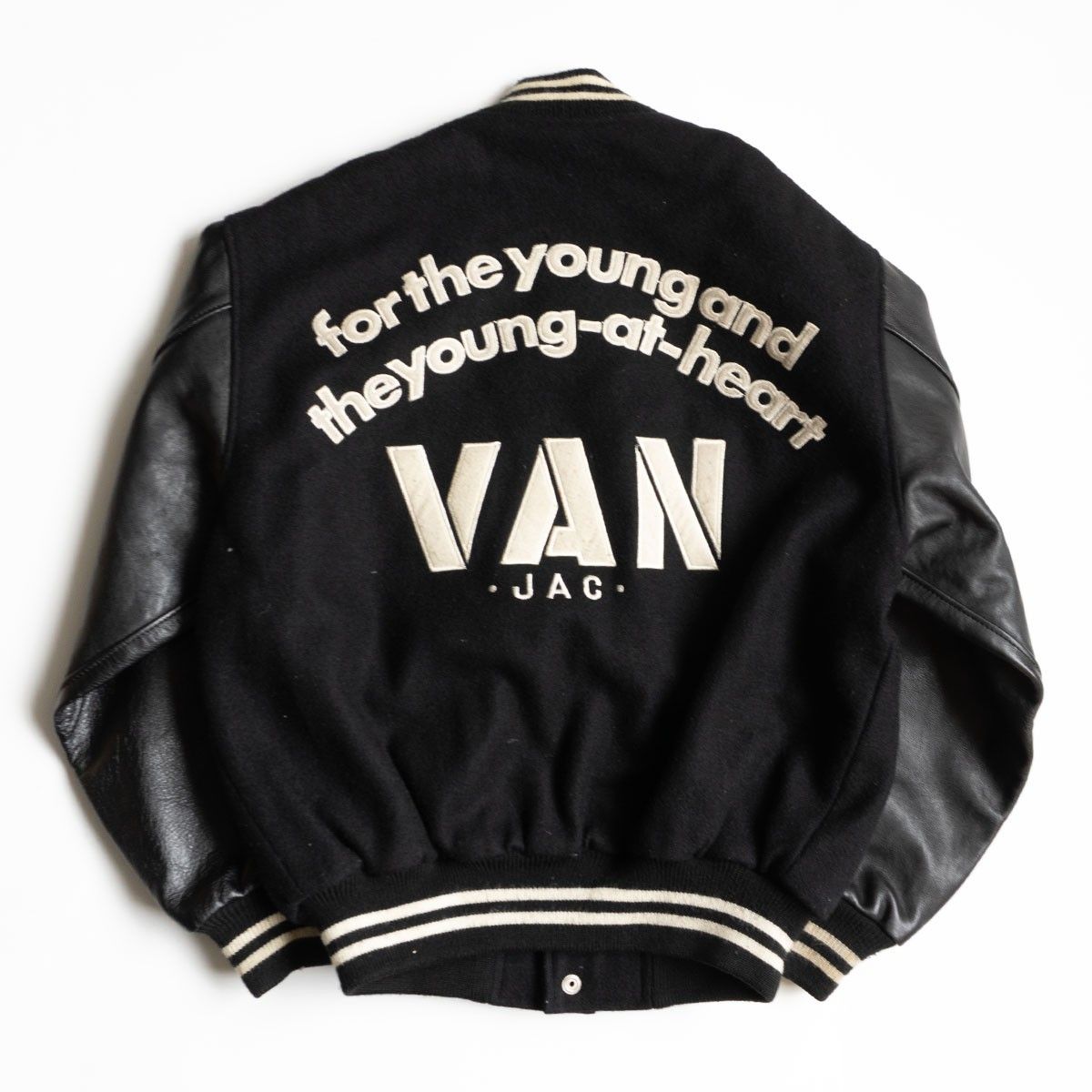 美品】Levi's 袖革 スタジアムジャンパー スタジャン 袖レザー ブラック