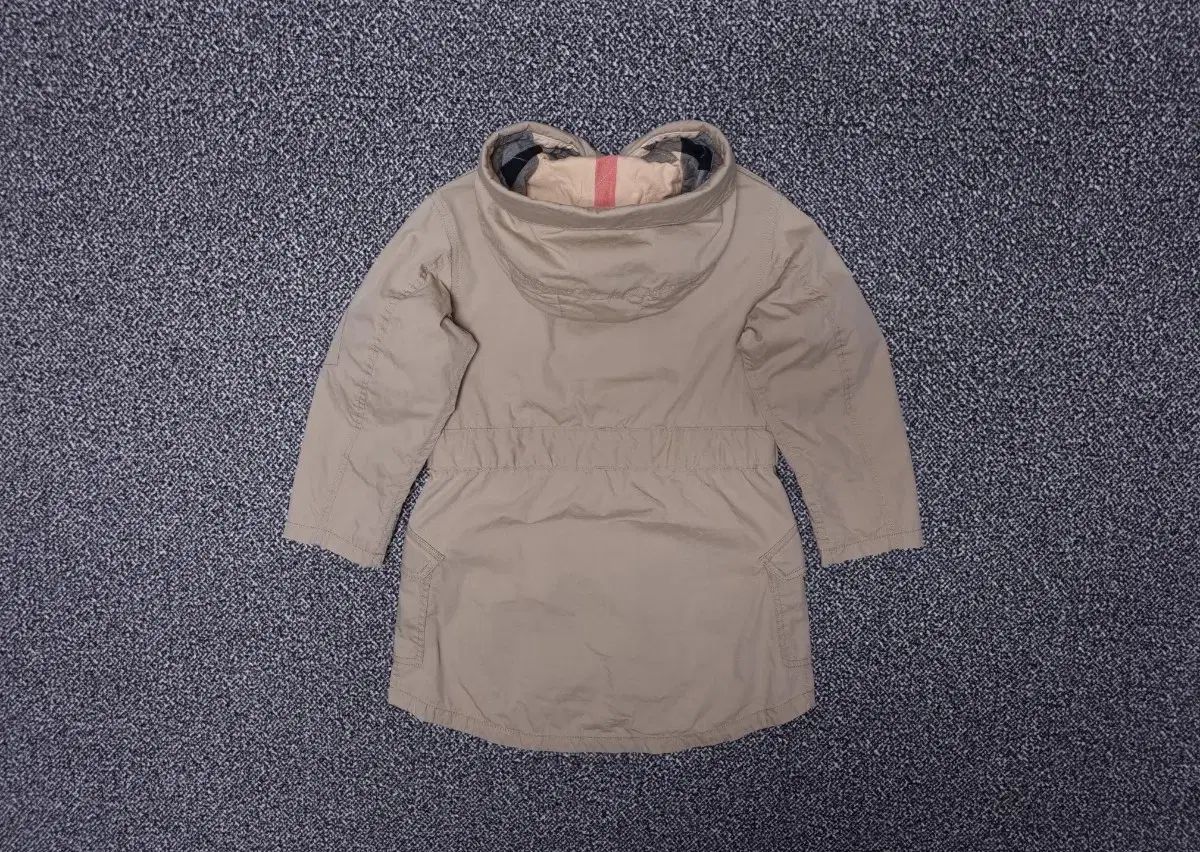 6Y ／ 116cm BURBERRY(バーバリー ) キッズ マウンテンパーカー