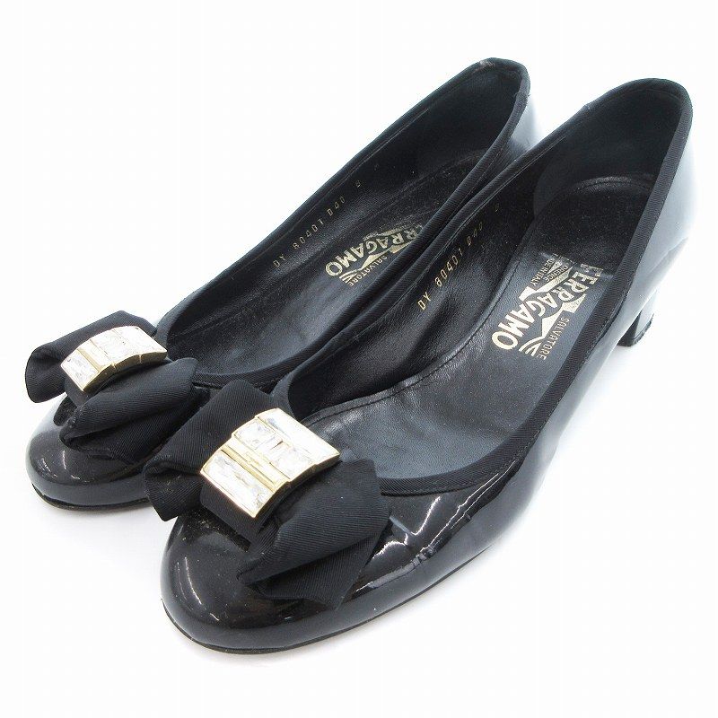 サルヴァトーレフェラガモ Salvatore Ferragamo ヴァラ パンプス