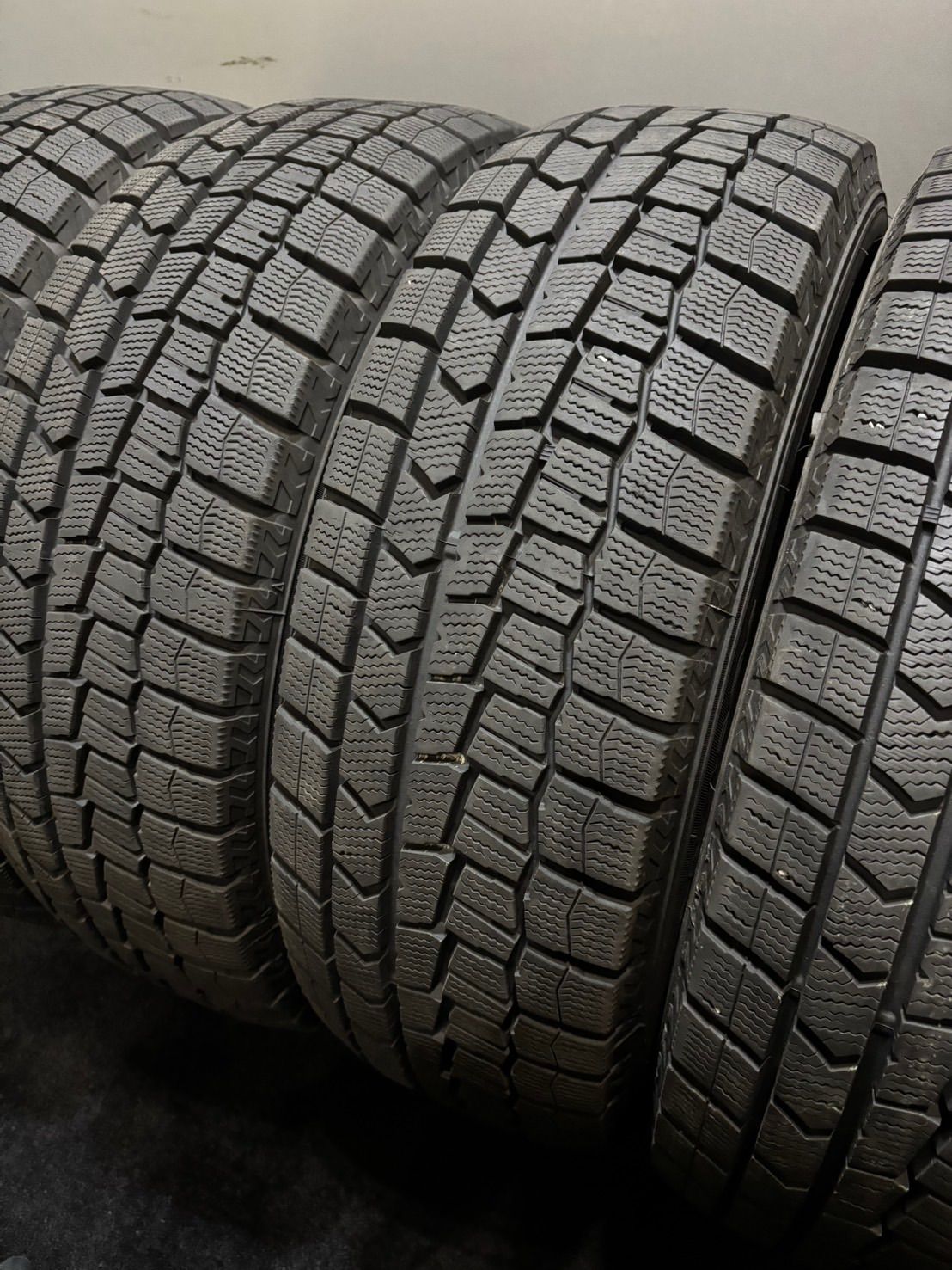 195|65R15 DUNLOP|WINTER MAXX WM02 23年製 スタッドレス 4本 ダンロップ ウィンターマックス ノア ヴォクシー プリウス 2-K437