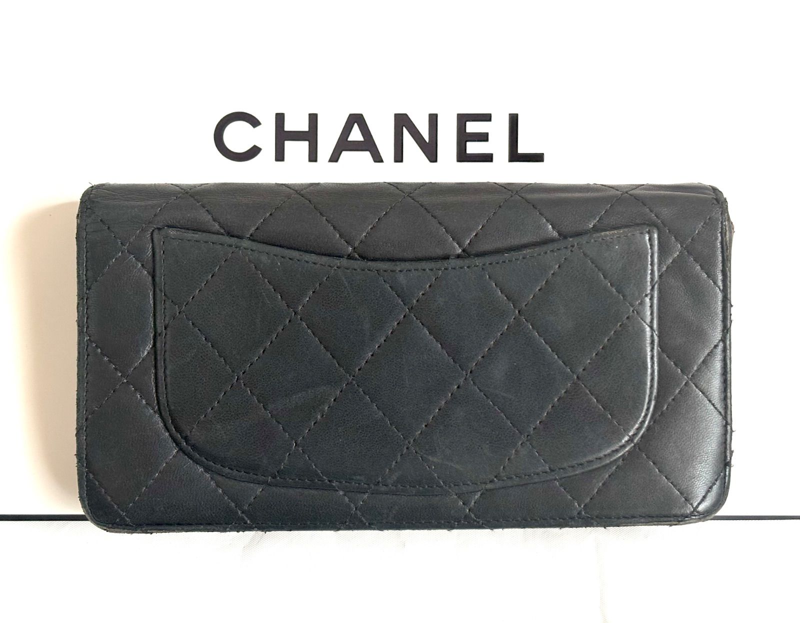 CHANEL マトラッセ ラムスキン 二つ折り財布 ブラック シャネル