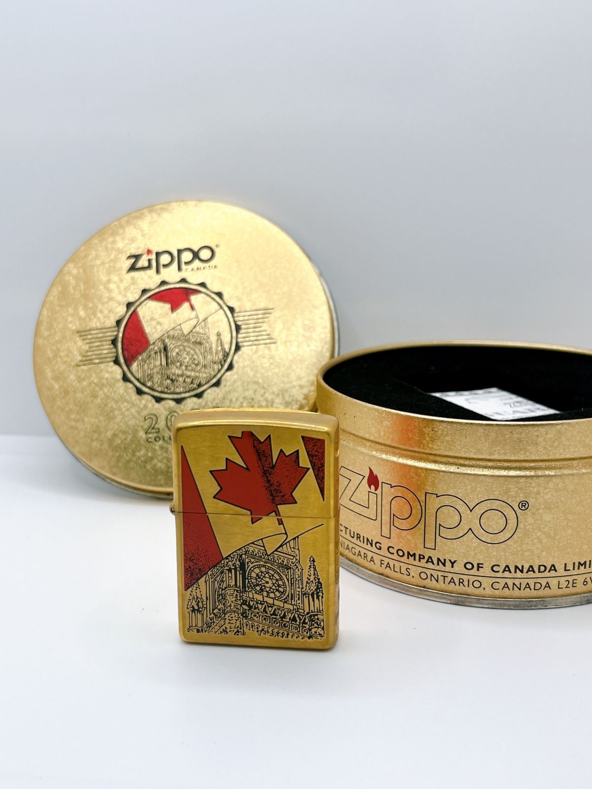 ZIPPO/ジッポー オイルライター ゴールド CANADA/カナダ Collectible