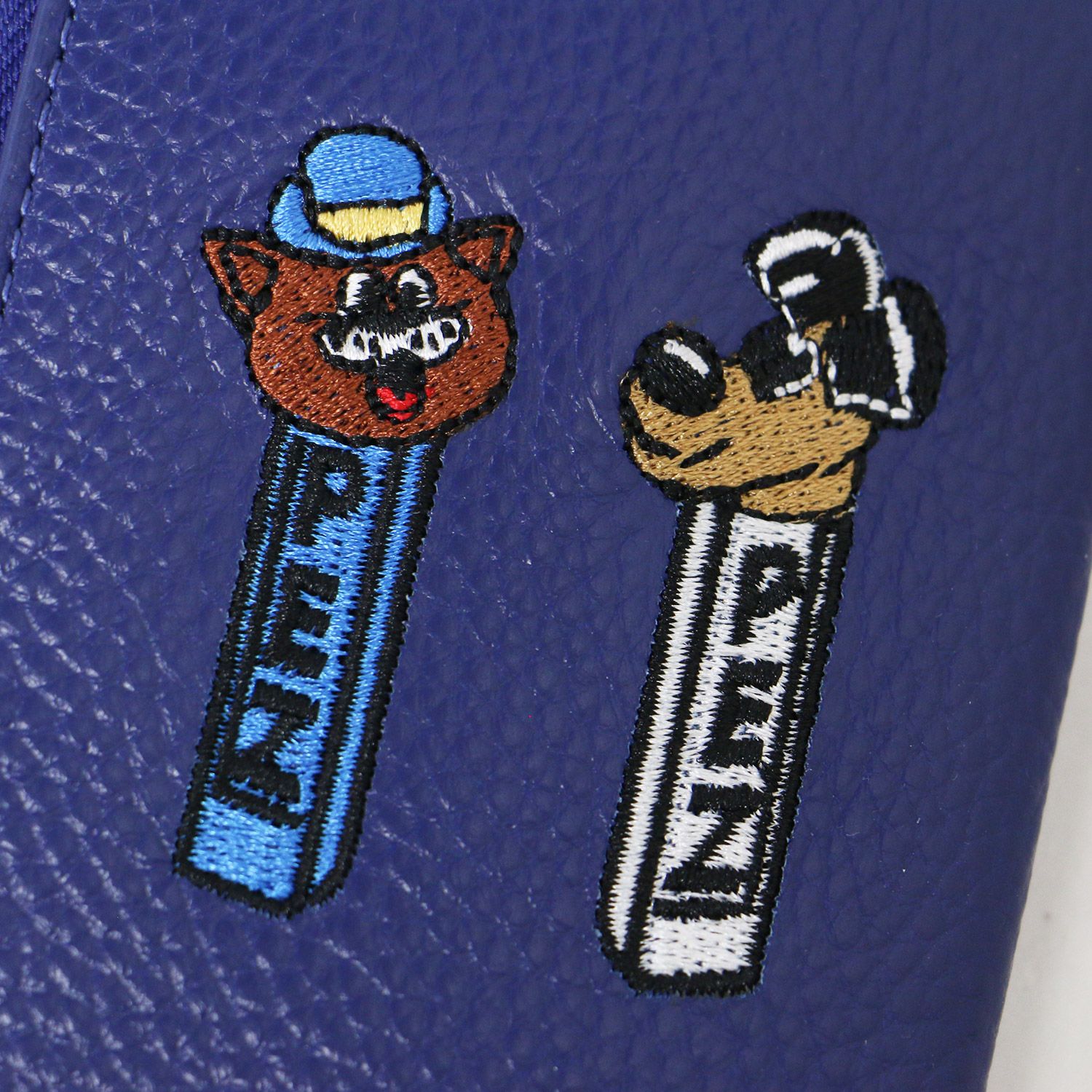 美品】ear PAPILLONNER イア パピヨネ PEZ 24秋冬 牛革 カラビナ