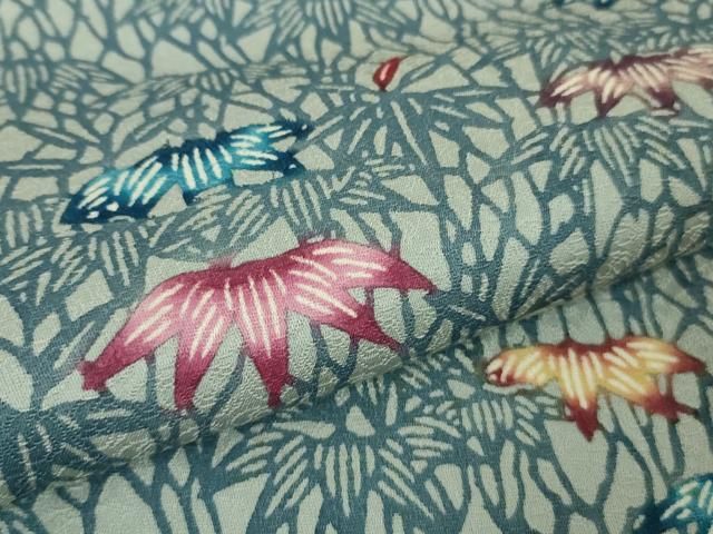 牛首紬 付下げ 石川県指定無形文化財上品な霧模様 裏柳色 しつけ糸 K