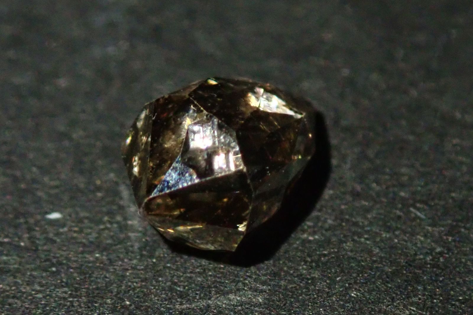 約4×6mm