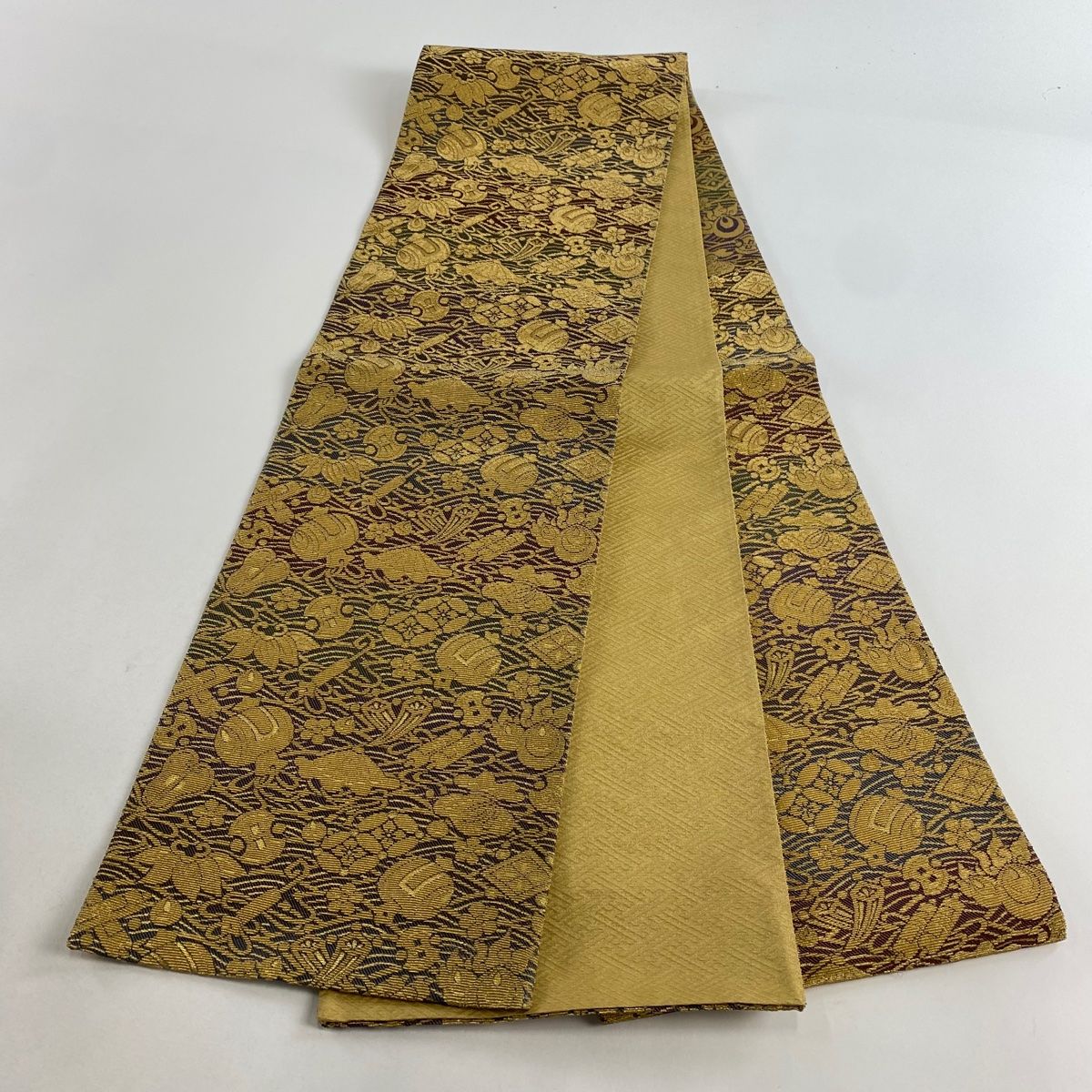 袋帯 美品 逸品 宝尽くし 波 金糸 輪奈織 金色 全通 正絹 【中古