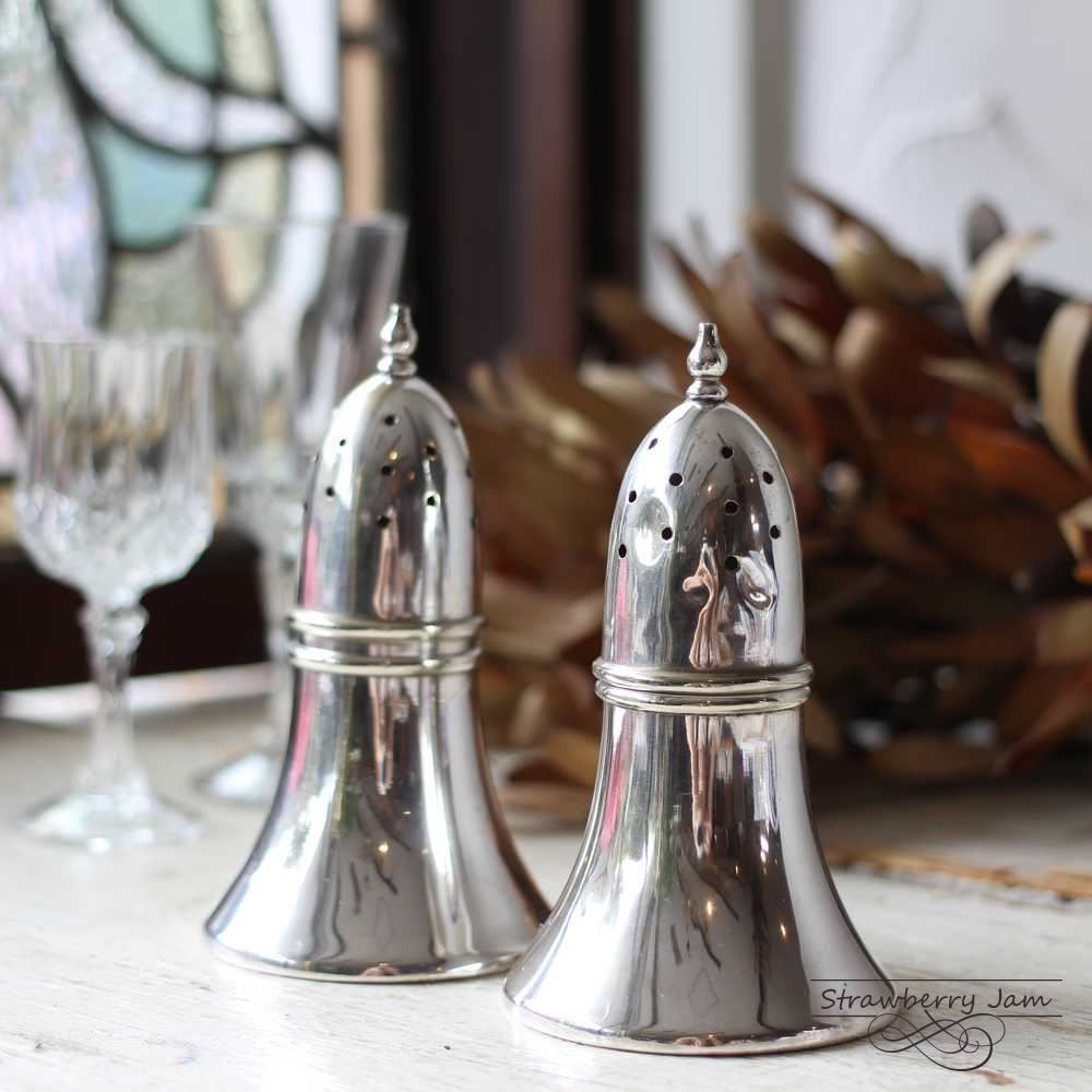 L3306-166-5 英国アンティーク シルバーPシュガーキャスター ペアセット イギリス