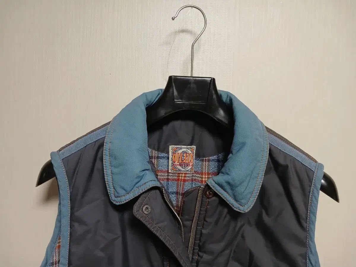 OLLY オイリリー ダウン ベスト M