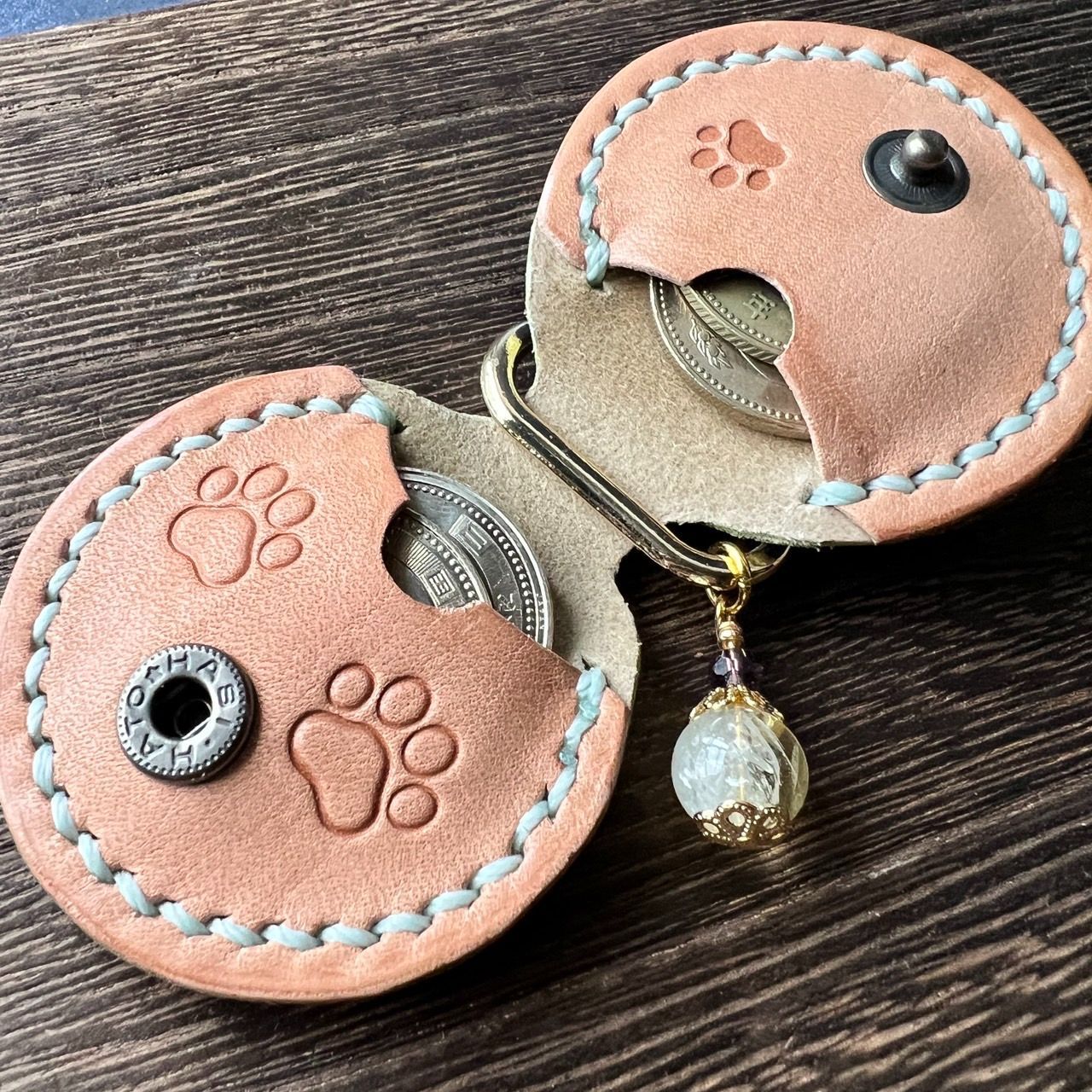 いざという時のお守りコインケース with 猫の肉球キーホルダー【選べる天然石チャーム】 - メルカリ