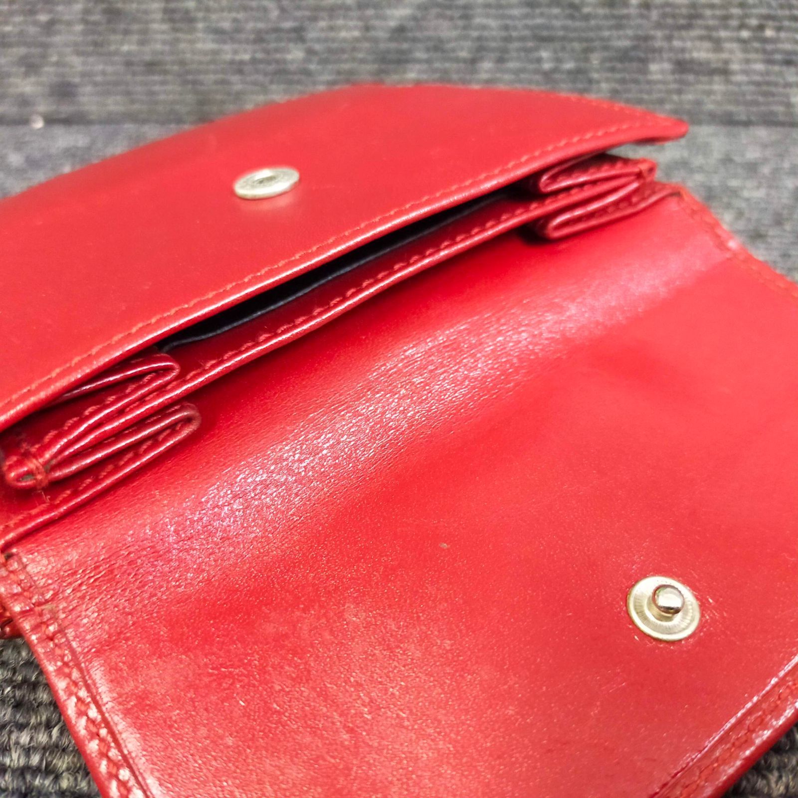 GUCCI グッチ グッチシマ 2つ折財布 レザー ロゴプレート 赤茶 GUCCI グッチ グッチシマ 2つ折財布 レザー ロゴプレート 赤茶