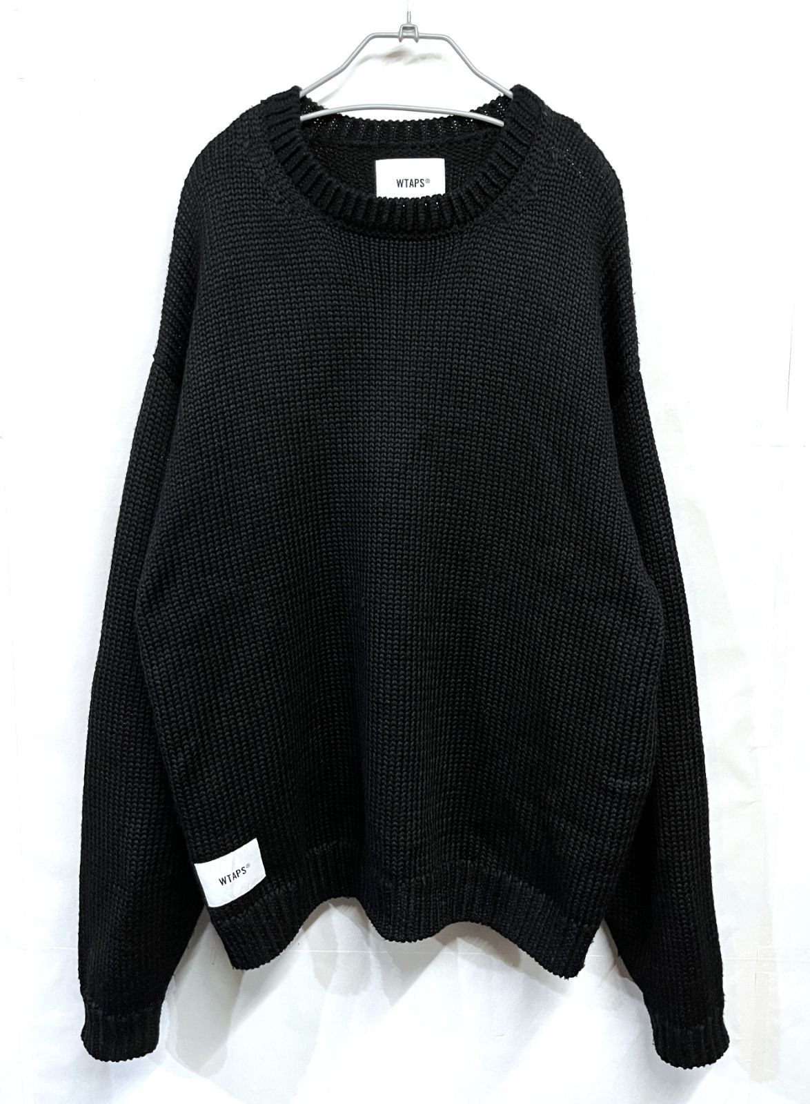 01 Sweater