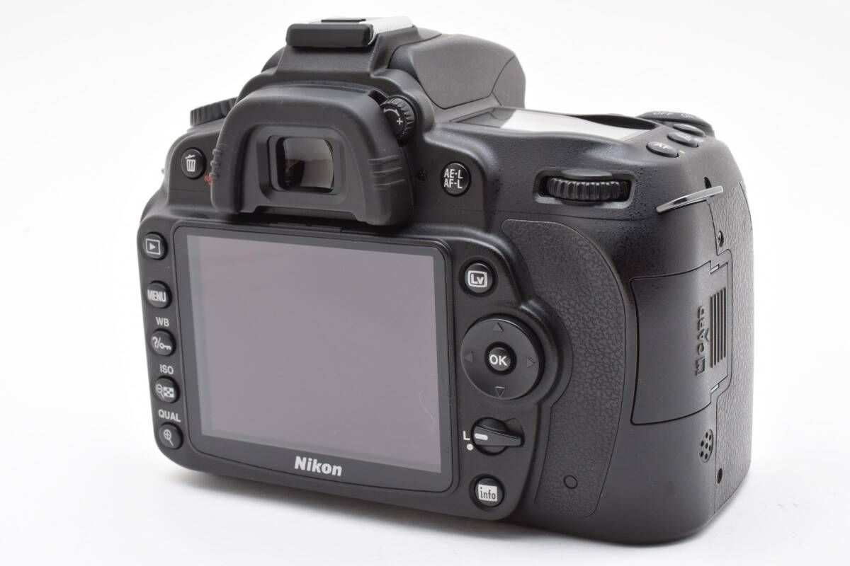 Nikon D90