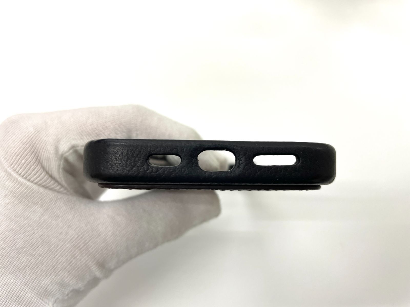 LOUIS VUITTON ルイ・ヴィトン モノグラム IPHONE・バンパー 16