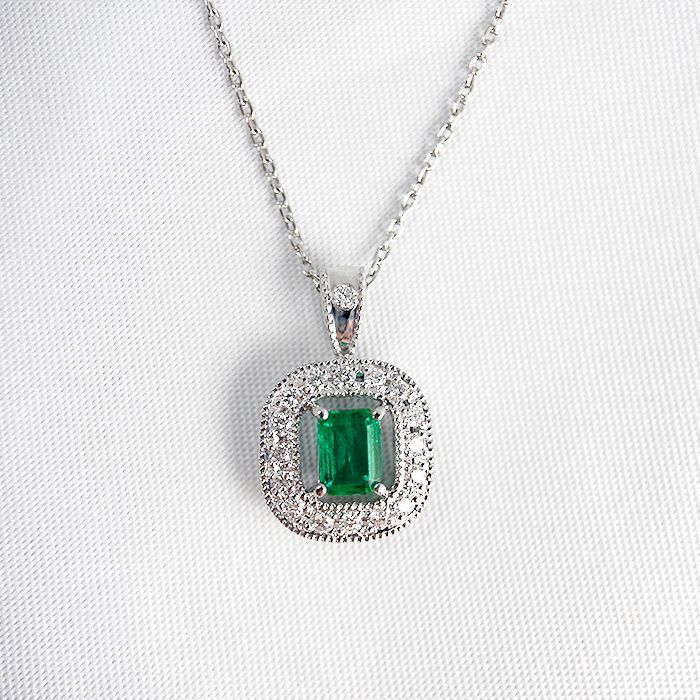 新品未使用】PT900 天然エメラルド 天然ダイヤモンド ネックレス