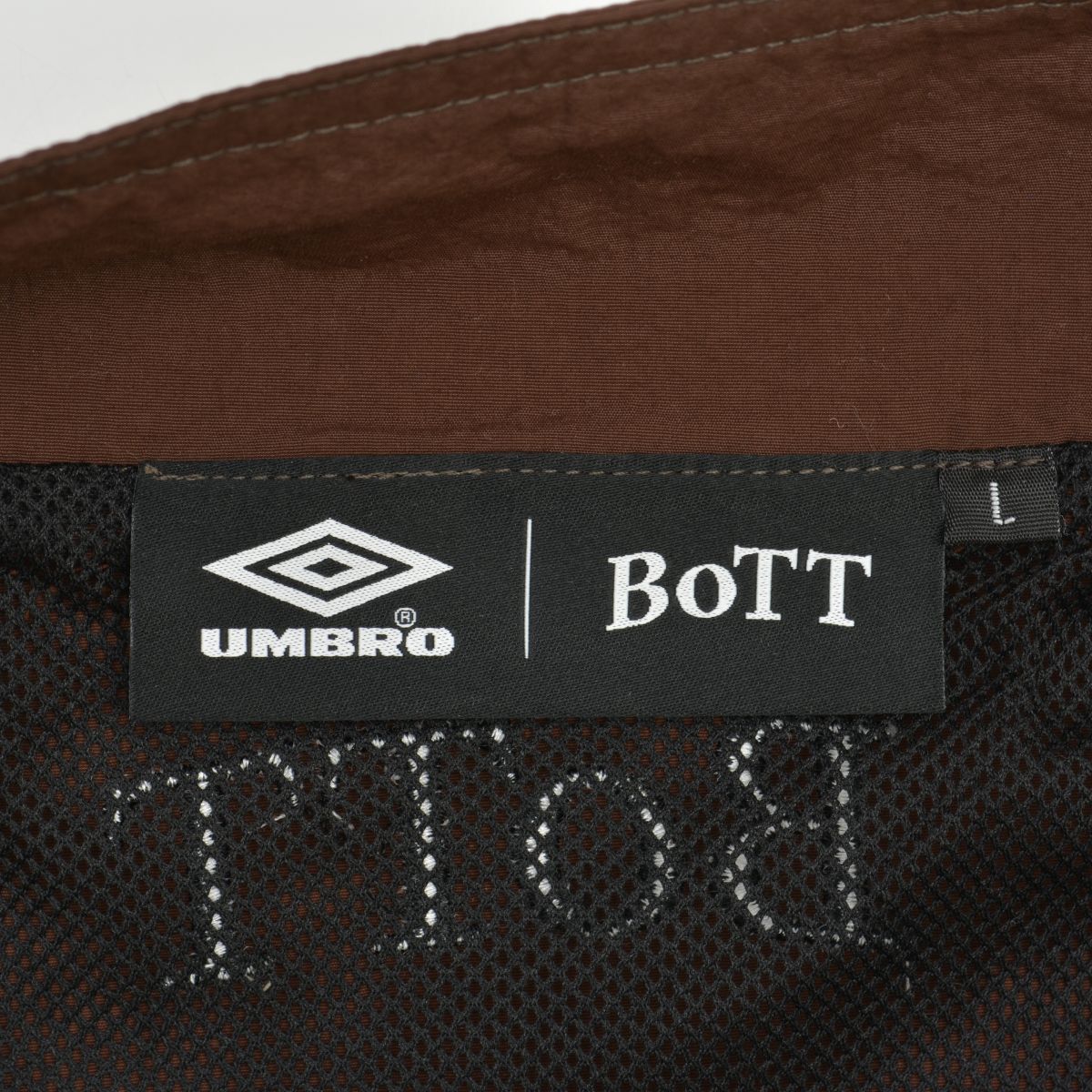 BOTT×UMBRO×BEAMST】75-18-0100-493 Track Jacketナイロンジャケット