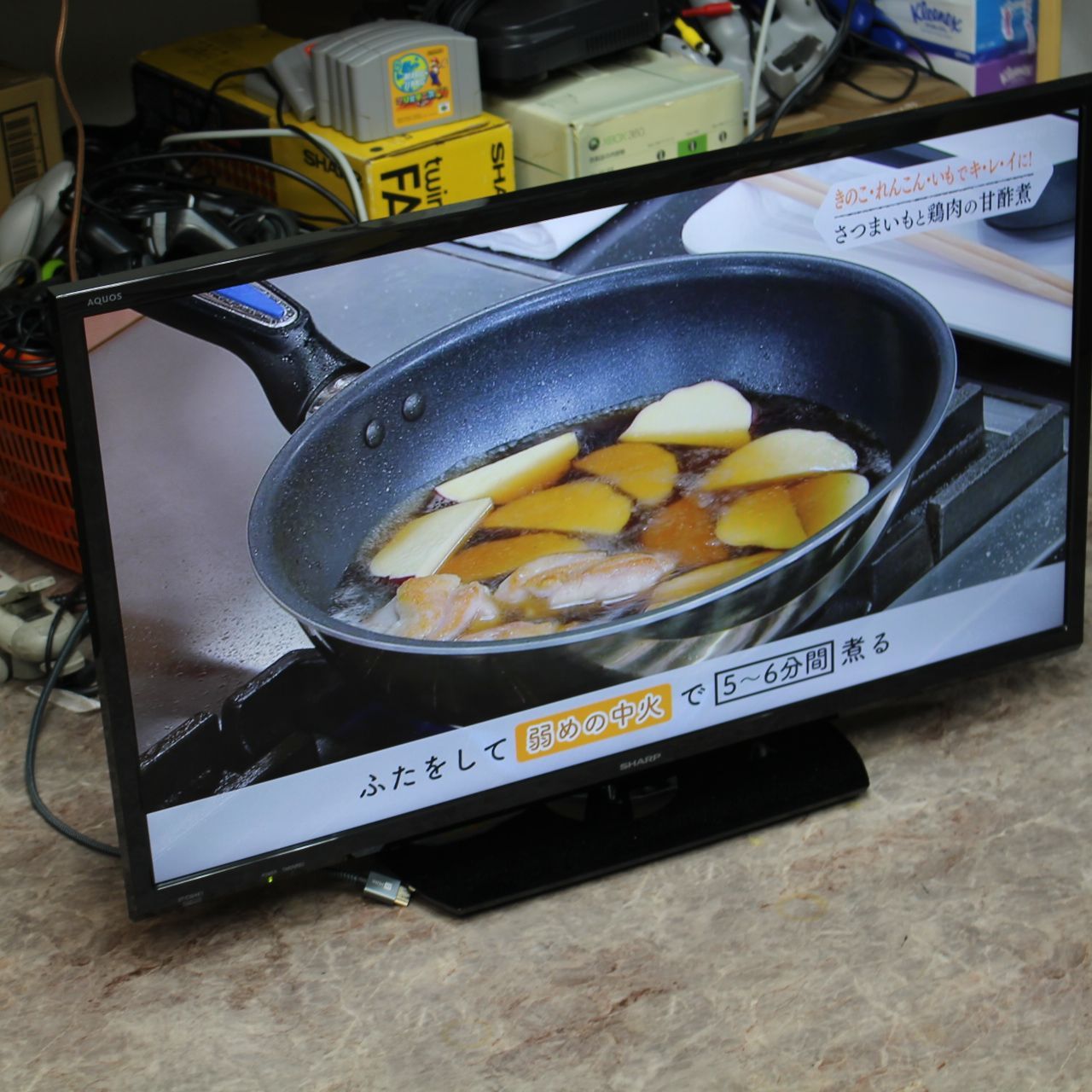 305 SHARP シャープ テレビ 液晶テレビ 2T-C32AE1 2020年製