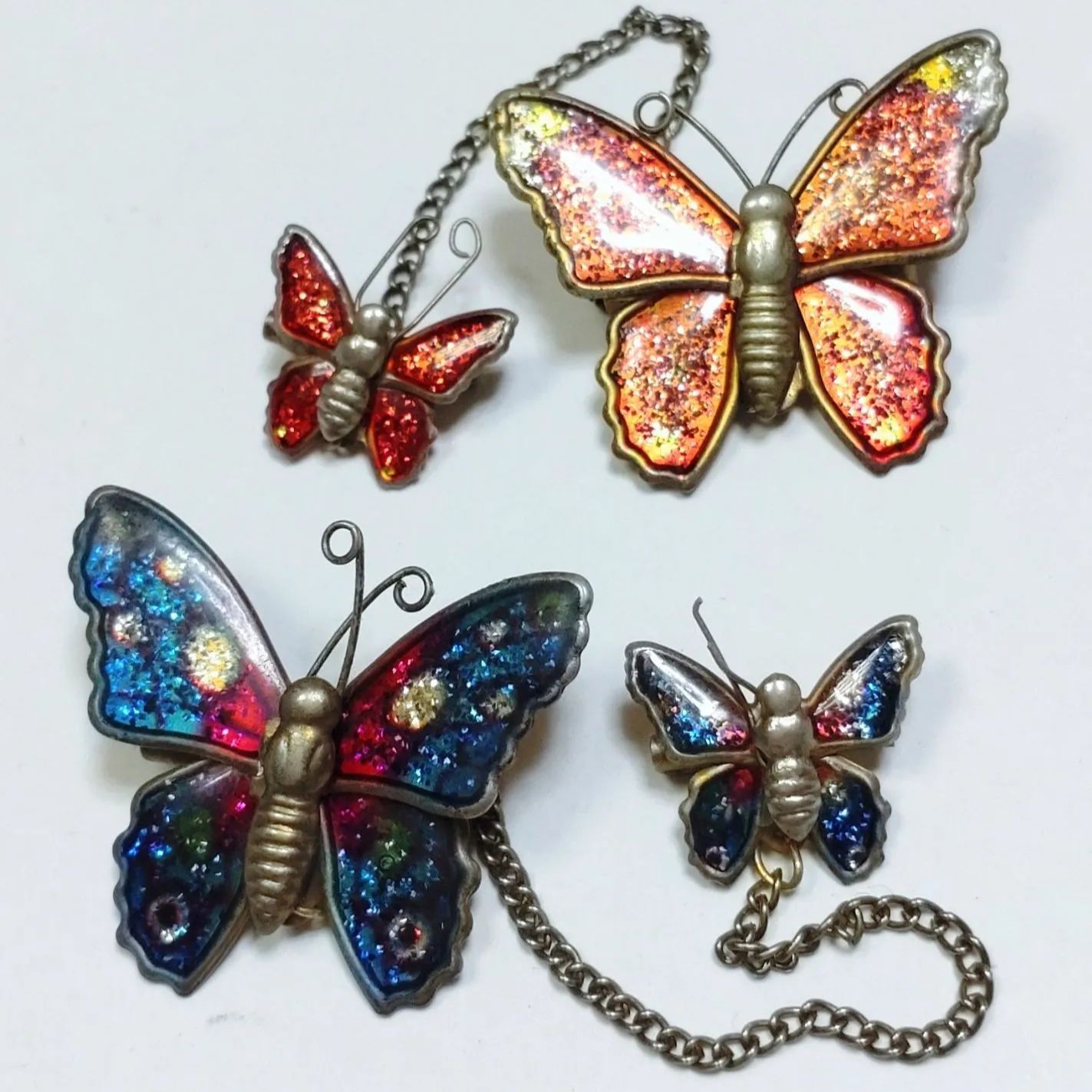 昭和レトロな蝶のブローチ 人気特価 - ブローチ