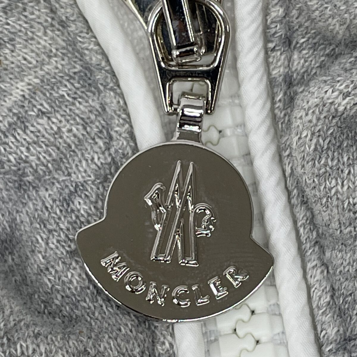 MONCLER モンクレール