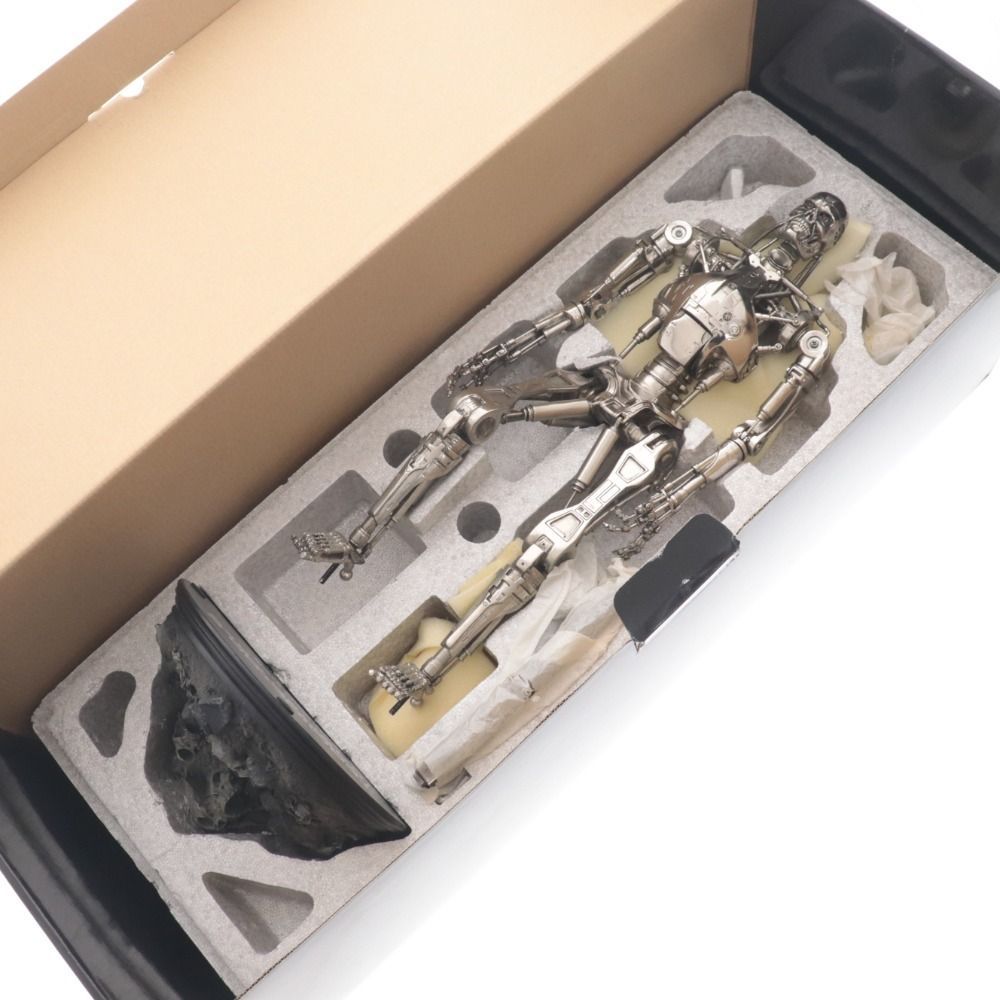 □ サイドショウ ターミネーター2 1/4 フィギュア T-800