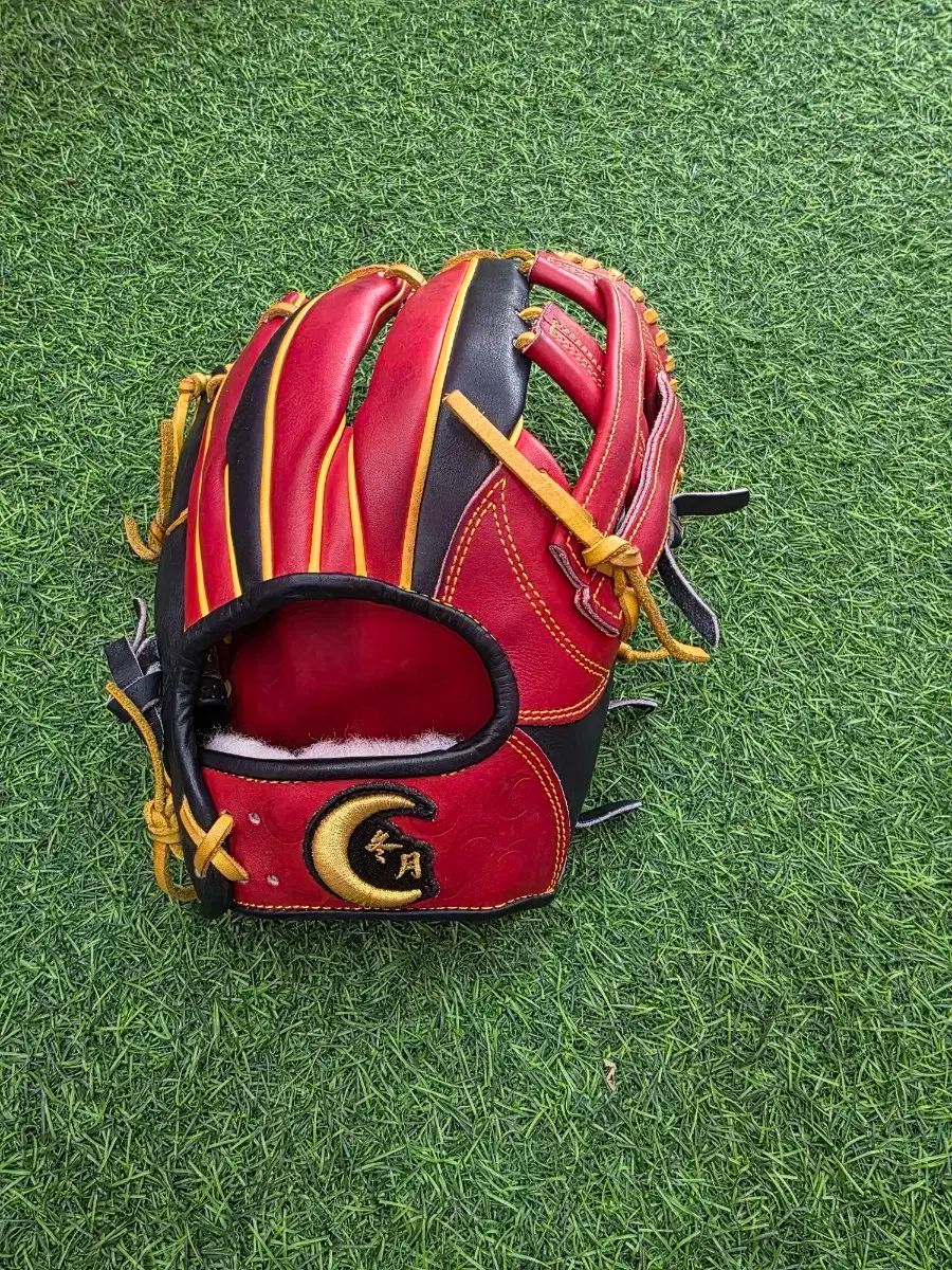 ファミリーベースボール 東月内野手用グラブ