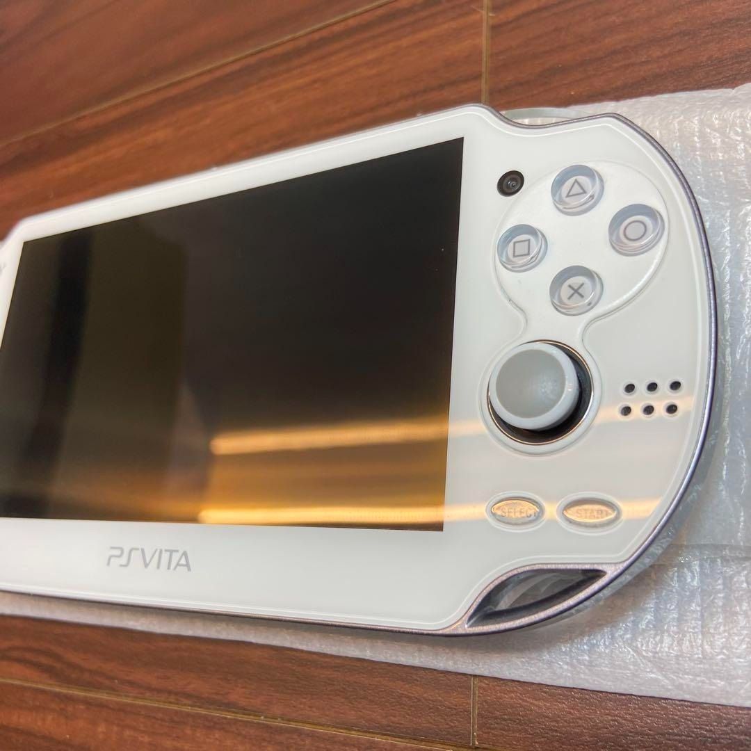 本体 クリスタル