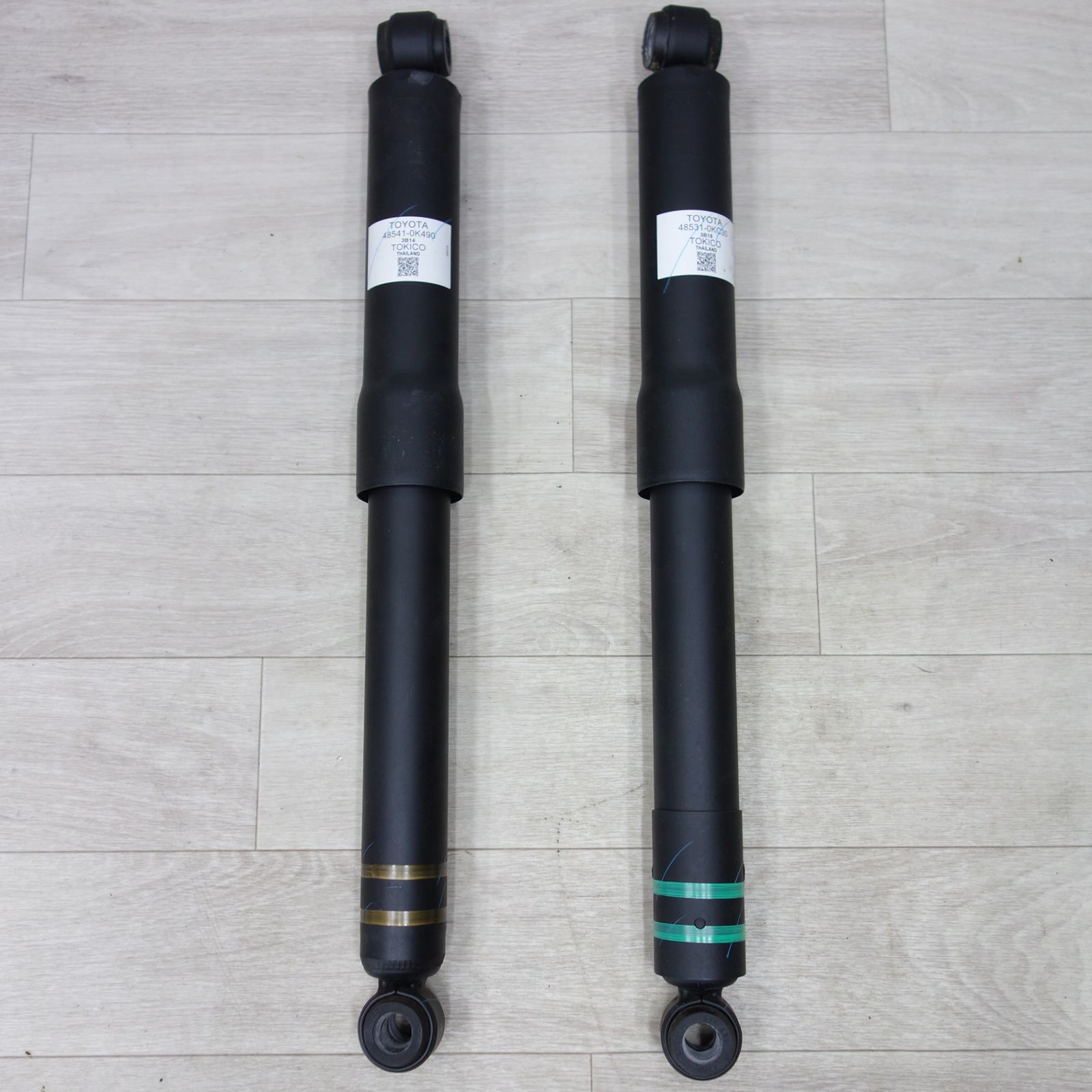 送料無料] ◇トヨタ ハイラックス GUN125 純正 サスペンション 1台分