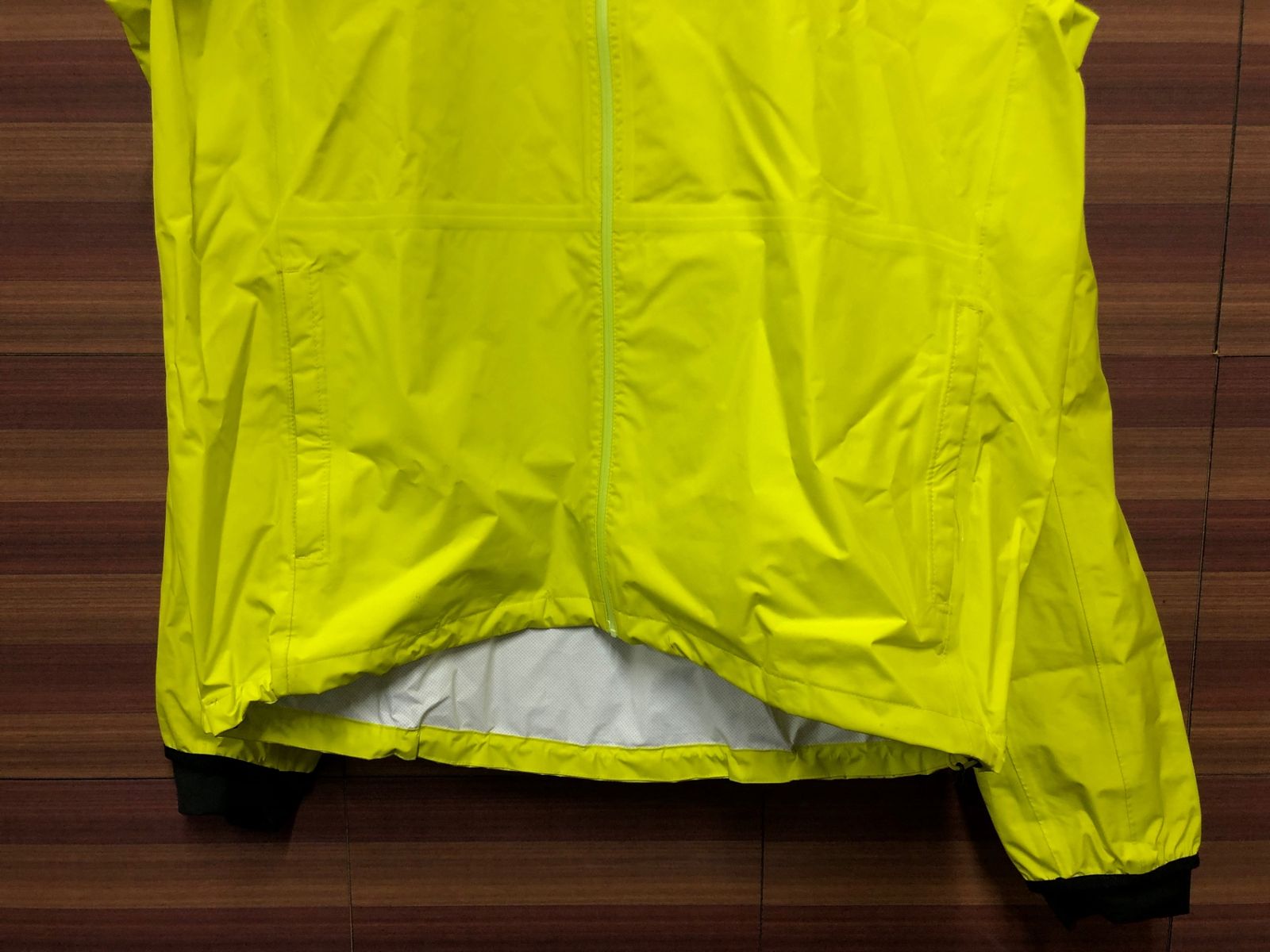 ミズノ　バレーボール　シューズ　29.5cm IN274 ラファ RAPHA HOODED COMMUTER JACKET サイクルジャケット