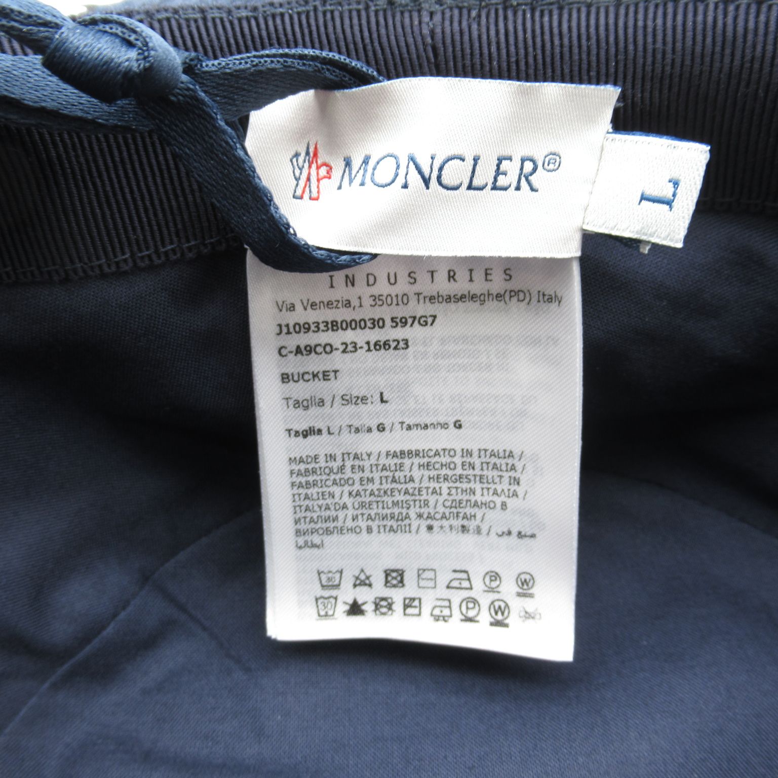 モンクレール MONCLER