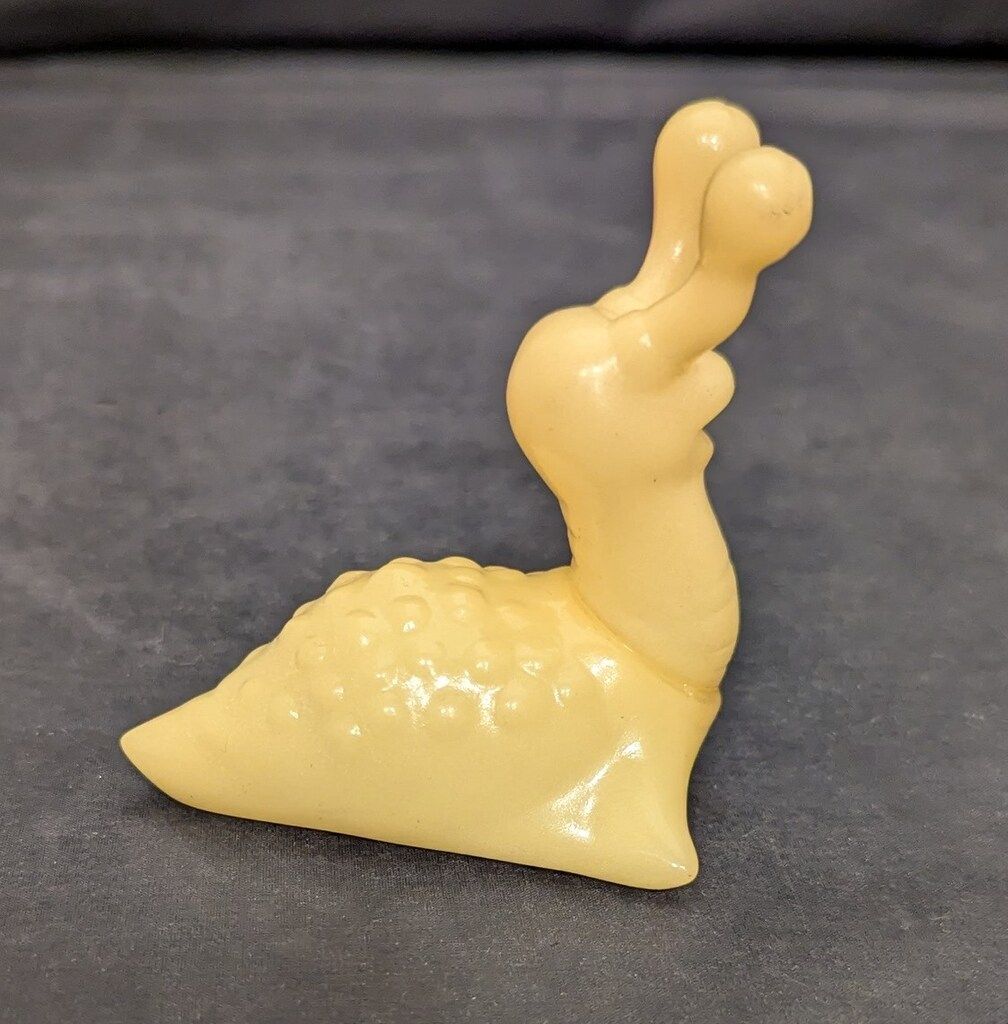 ☆ナメゴン ブルマァク 蓄光 バンダイ2000 Amazon.co.jp