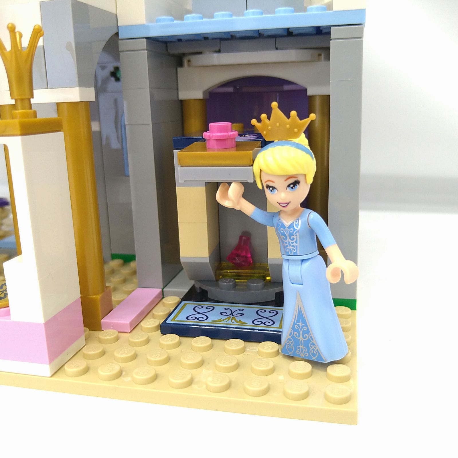  レゴ ディズニー プリンセンス シンデレラのお城 41154 - メルカリ