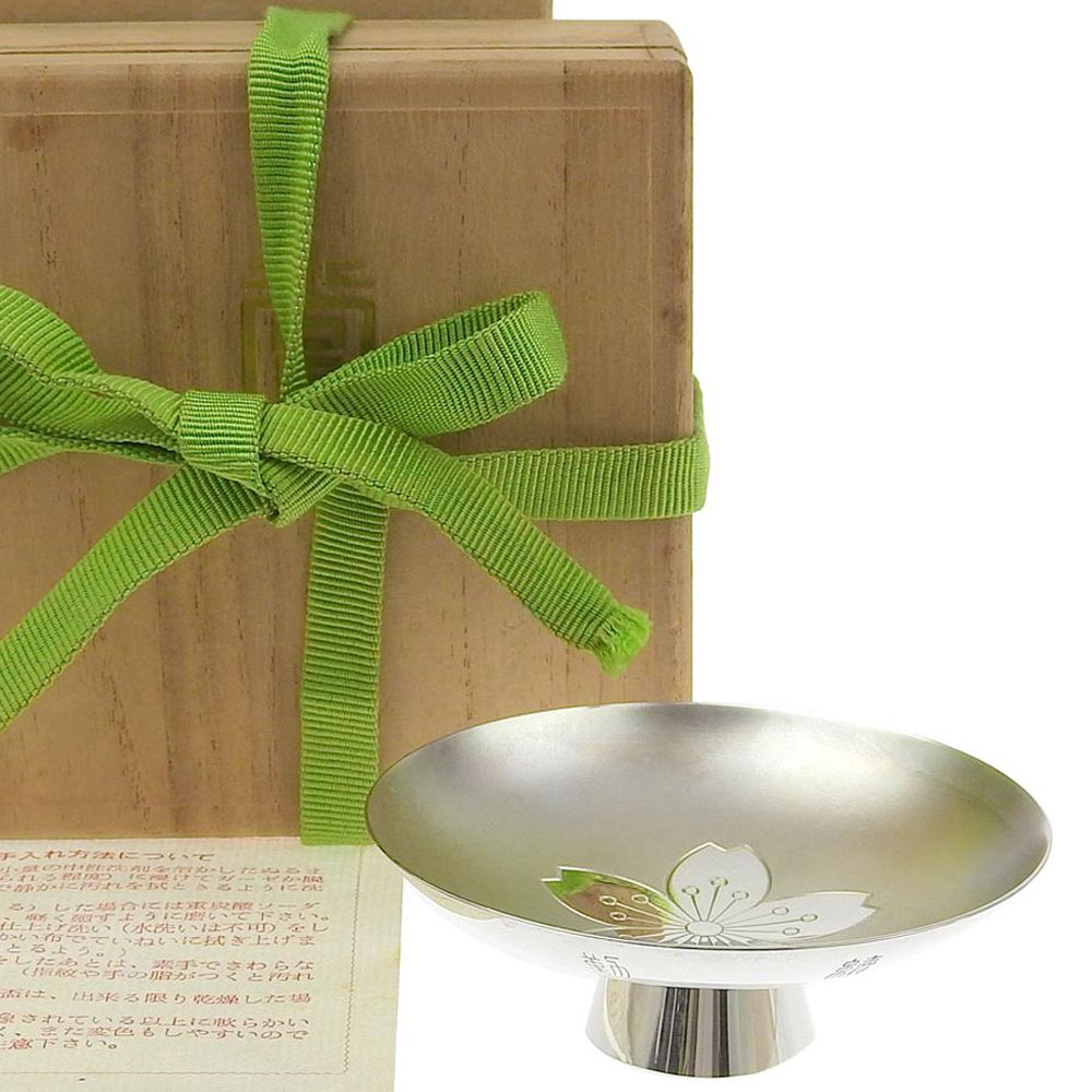 本物保証】 箱付 超美品 銀杯 シルバー1000 純銀 桜 盃 コップ 45.9g