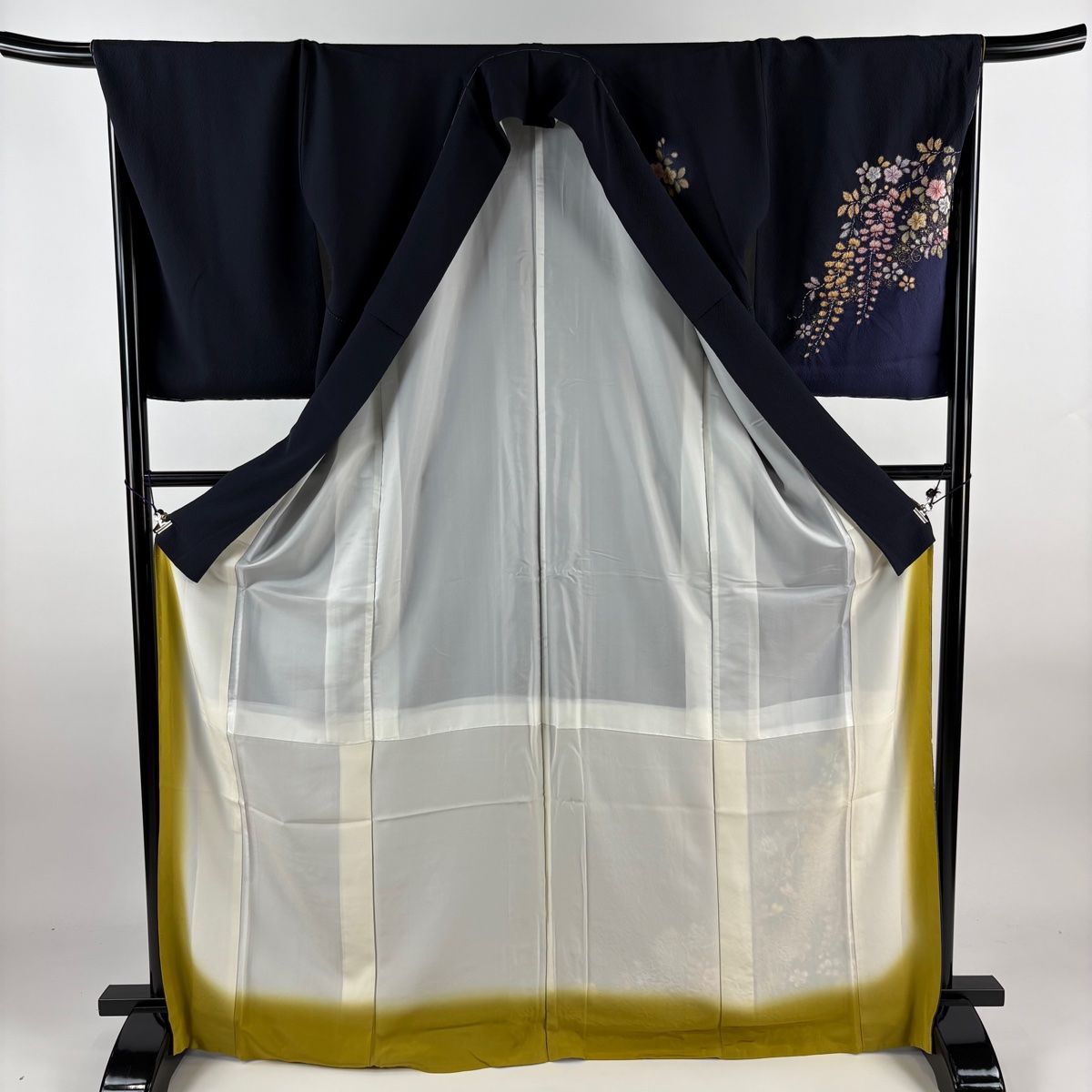 新古品！やまと誂製＊あやめ色＊ぼかし＊落款付き＊色無地＊着物＊１６５ｃｍ＊裄６８ 新古品！やまと誂製＊あやめ色＊ぼかし＊落款付き＊色無地