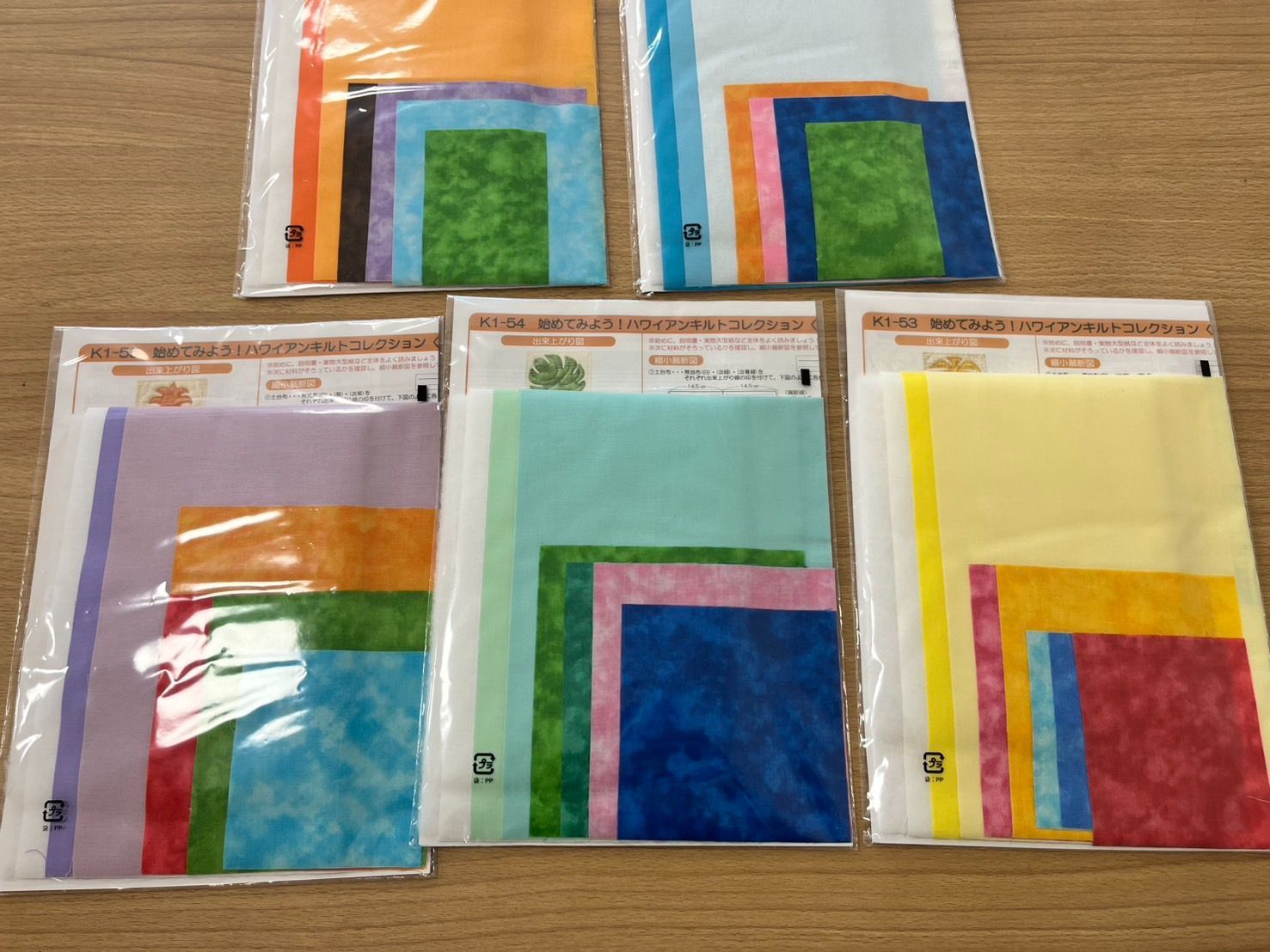 始めてみよう！ハワイアンキルトコレクション 6個セット Hawaiian