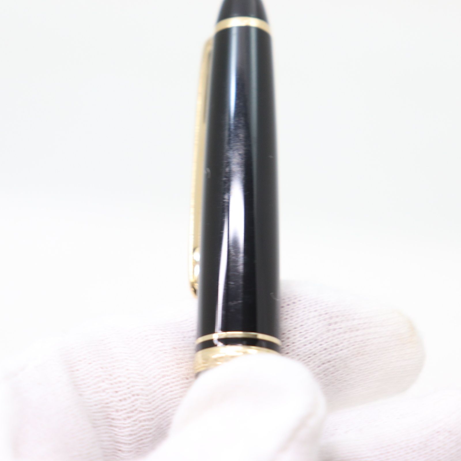 IT18E11S4VMC MONT BLANC モンブラン マイスターシュテック ボールペン ブラック 黒色 蓋付き 筆記用具 文房具 筆記確認済み IT18E11S4VMC MONT BLANC モンブラン マイスターシュテック ボールペン