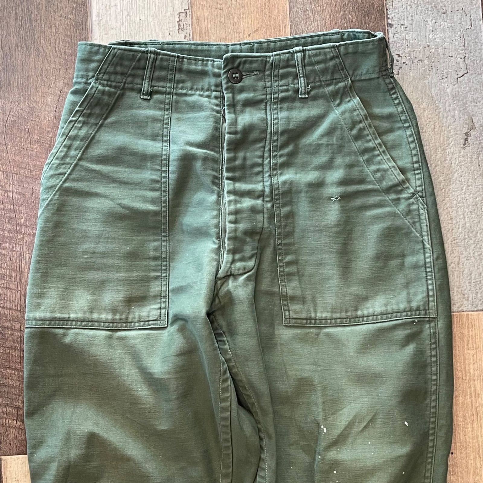 60s US ARMY OG-107 ベイカーパンツ アジャスター付き - メルカリ
