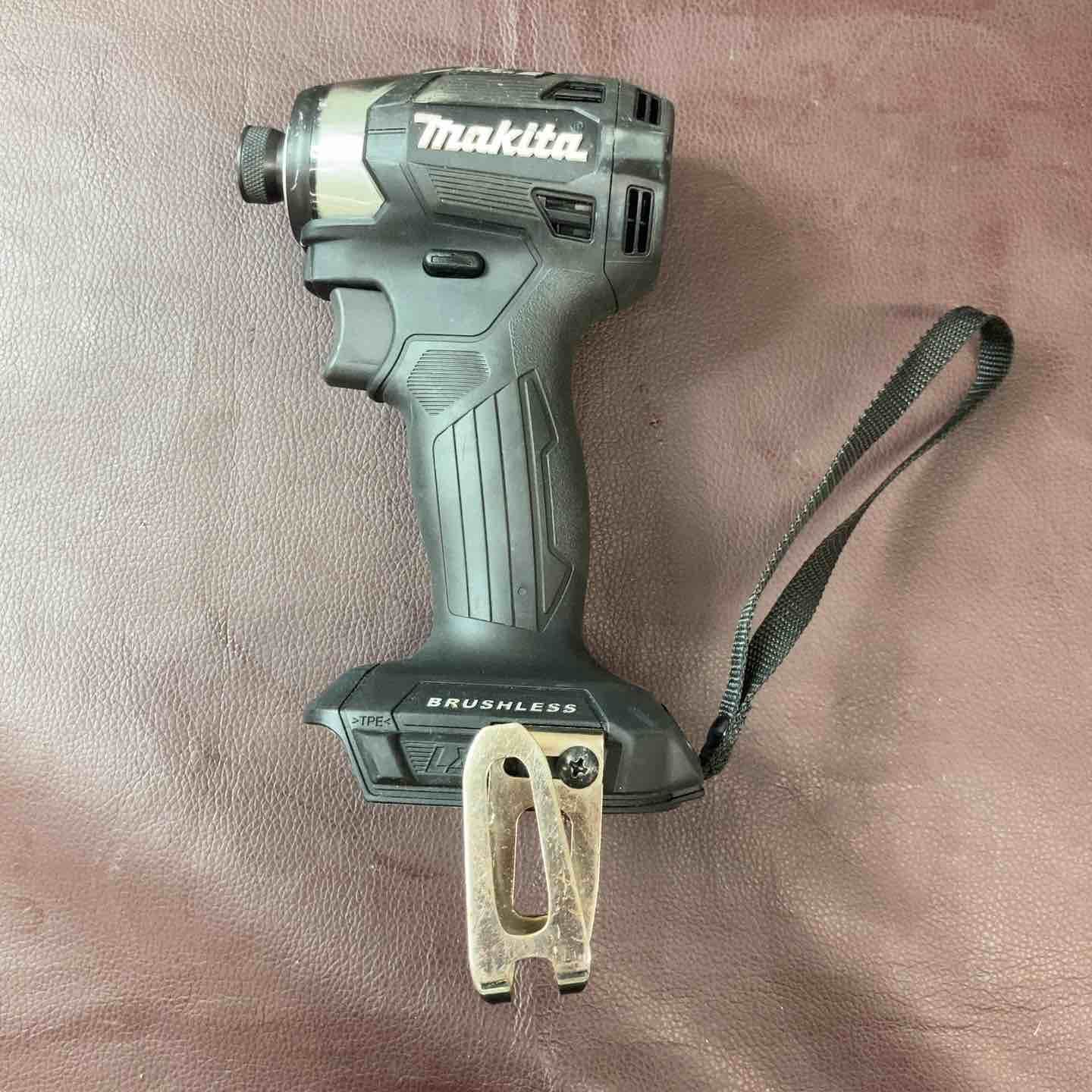 中古品】 ☆マキタ(makita) 18V コードレスインパクトドライバー