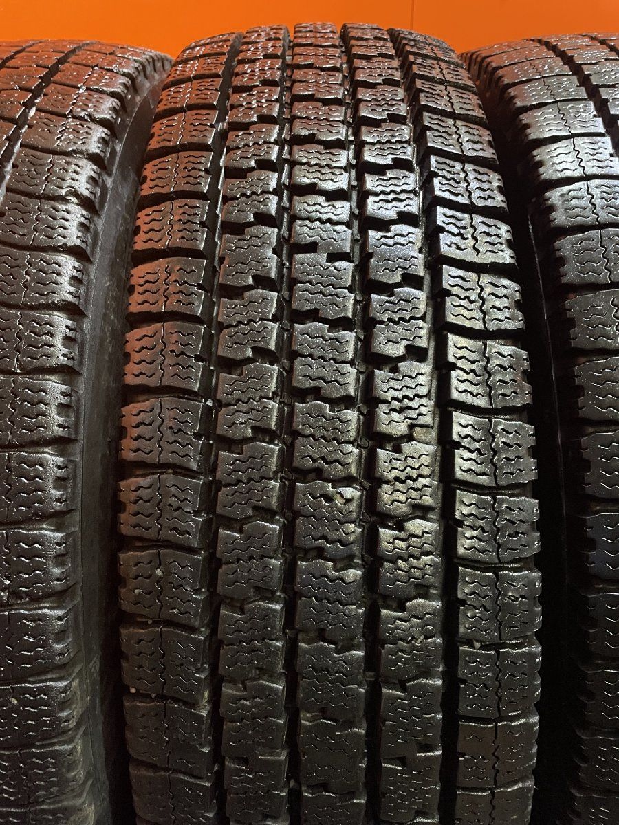 楽天市場】【トラック用 205/70R16 111/109L スタッドレスタイヤ6本