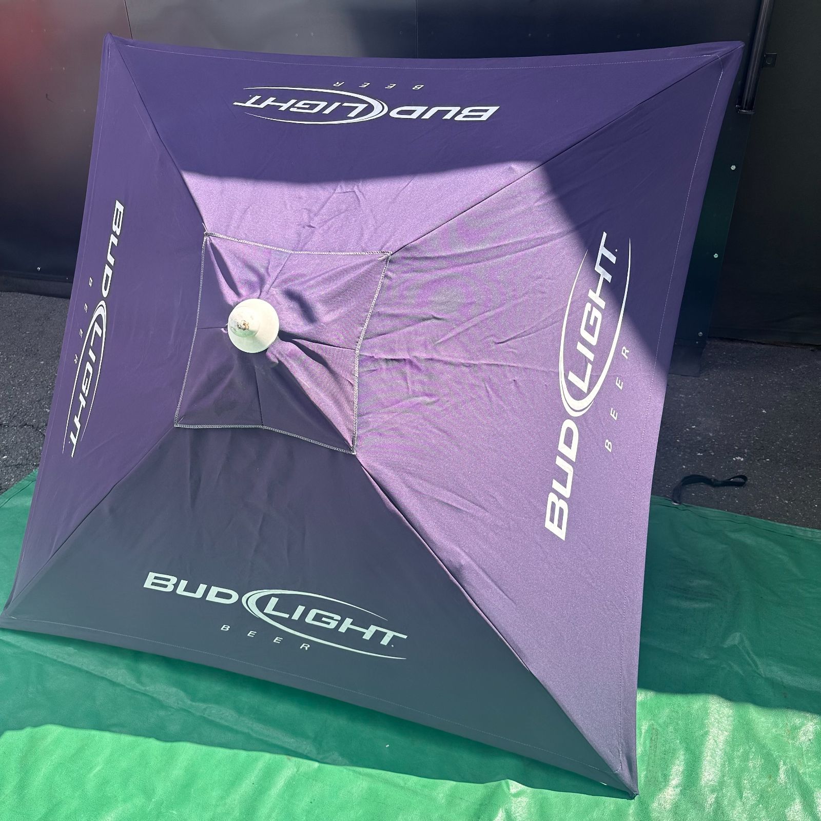 BUDLIGHT バドライト