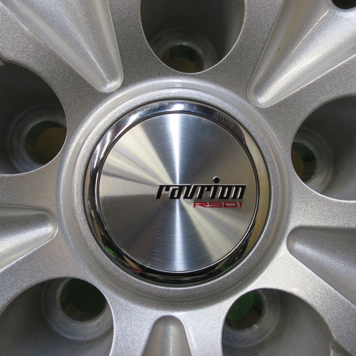 バリ溝！キレイ！9.5分☆スタッドレス 225/65R17 グッドイヤー アイス 