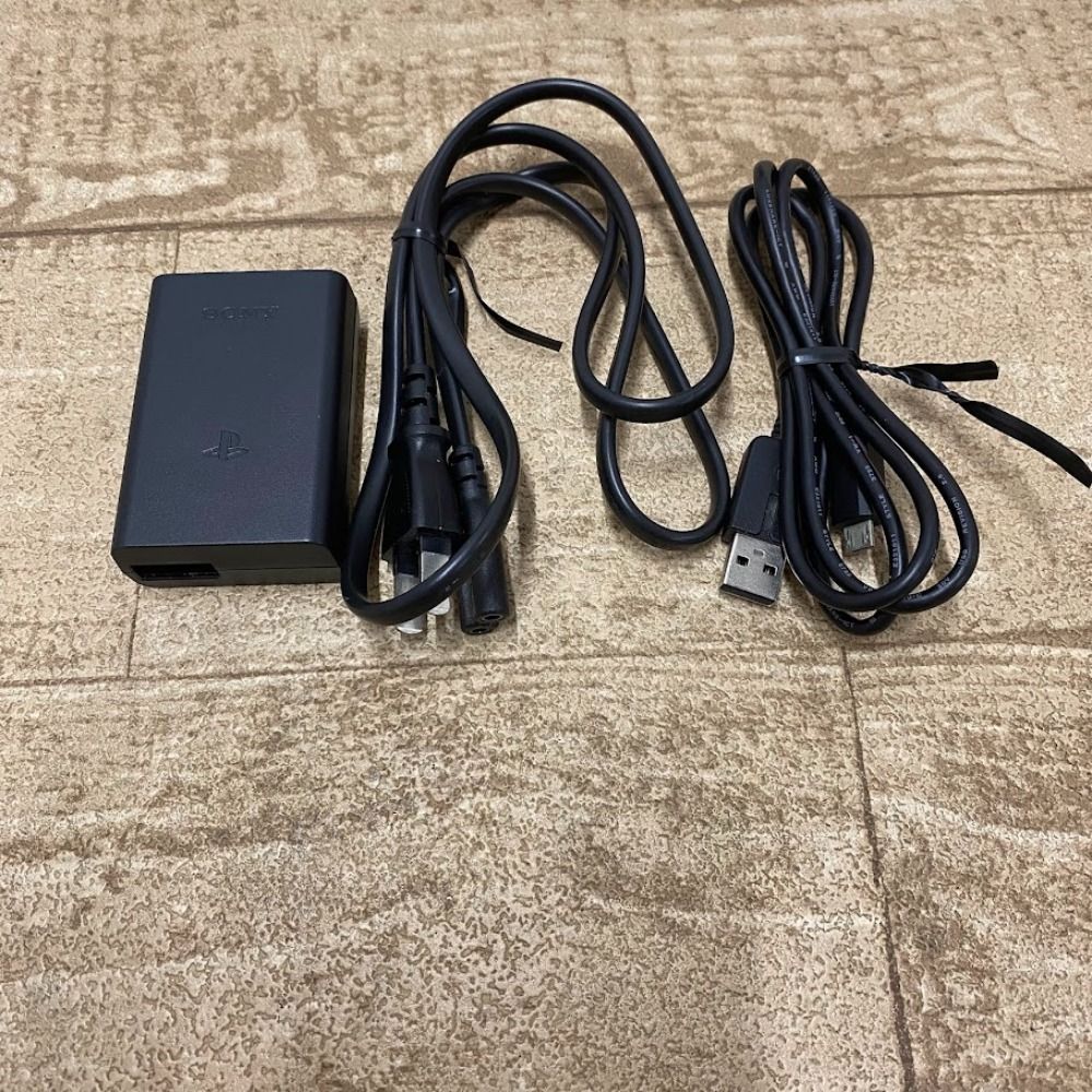 08w13516 ゲームハード SONY ソニー PlayStation Vita プレイステーション ヴィータ PCH-2000 ライム グリーン 箱あり 動作 済 品