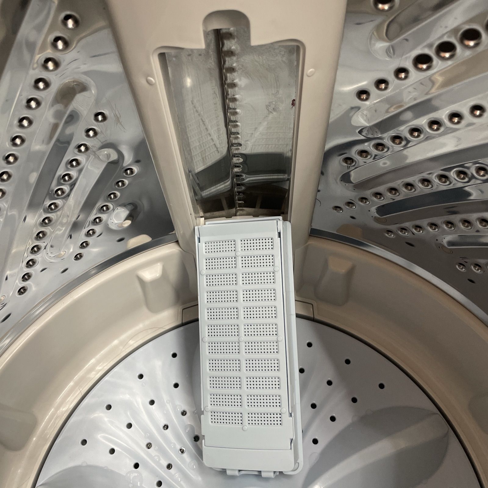 名古屋市近郊配送設置無料 製の高年式