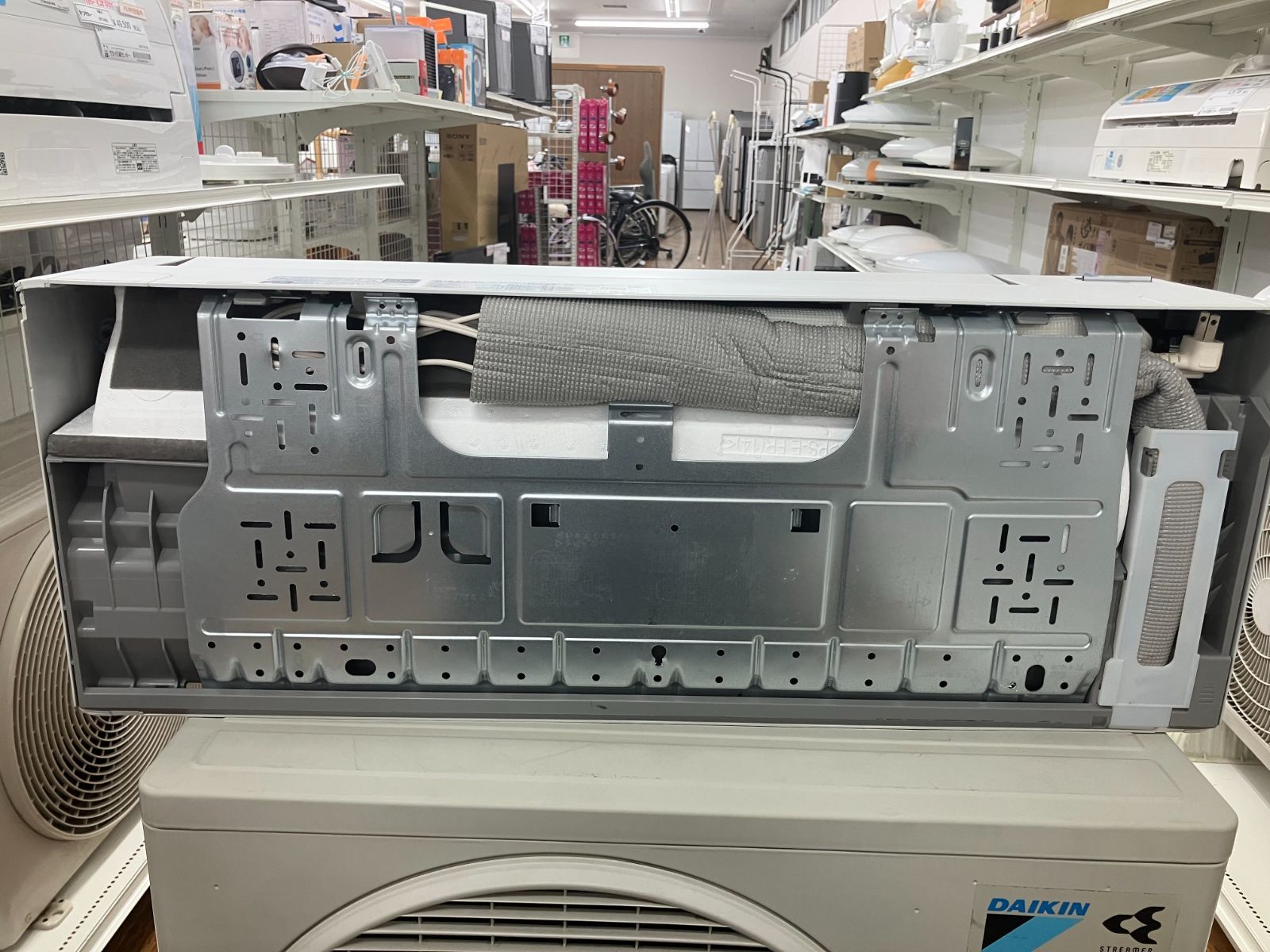 関東地域 販売 送料無料 DAIKIN ルームエアコン 2019年製 2.8kw AN28WSS-F 室外機と室内機のセット WWW_KANDAIZUMI_COM