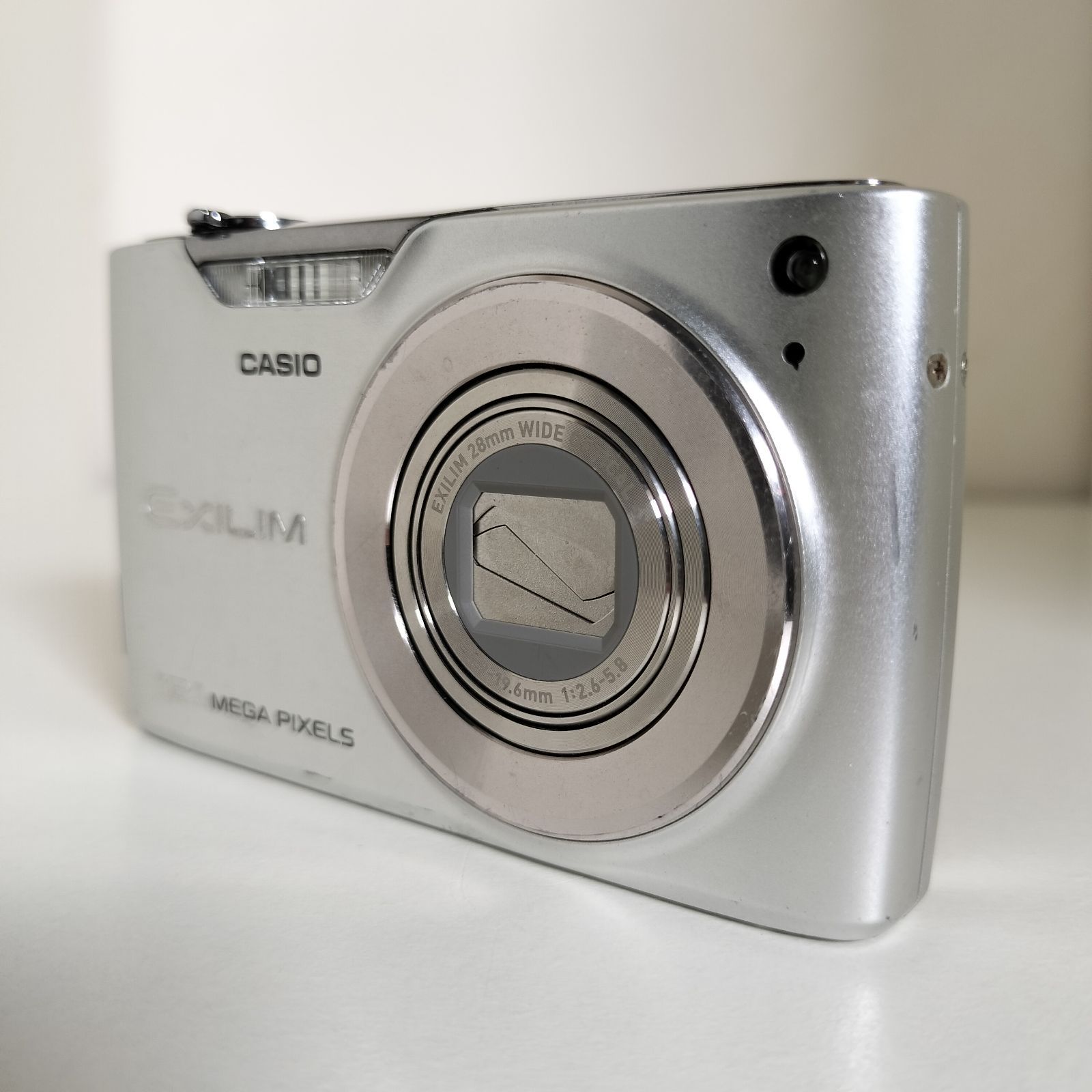 CASIO デジカメ EXILIM EX-Z450 コンパクトデジタルカメラ Amazon.co.jp: CASIO デジタルカメラ EXILIM EX-Z450 レッド EX