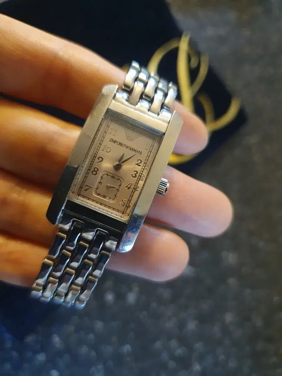 EMPORIO ARMANI エンポリオアルマーニ ARMANI アルマーニ 正規品 女性 時計