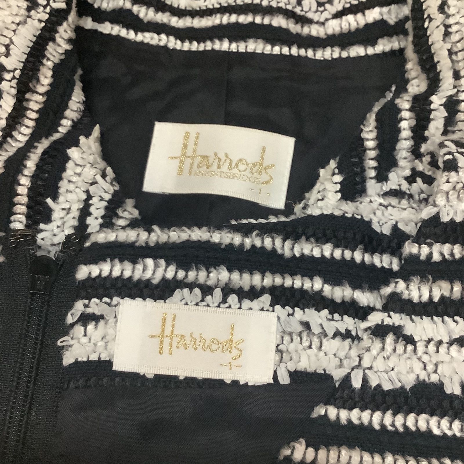 ☆年末セール☆ Harrods ハロッズ スーツ セットアップ ツイード ジャケット ワンピース 黒 白 ブラック ホワイト SIZE1  リボンコサージュ付き - メルカリ