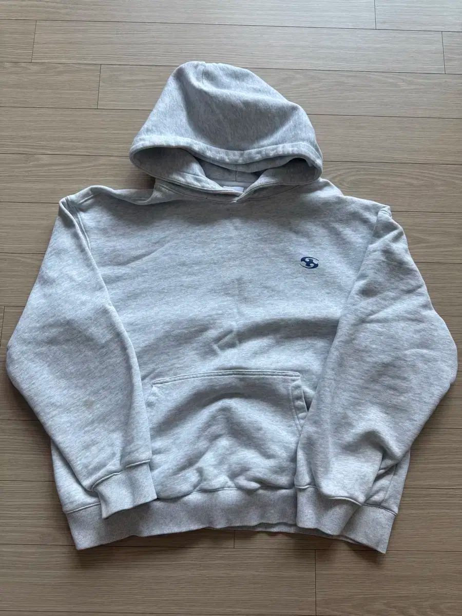 【雷市場（ポンジャン）商品韓国直送】 SAN SAN GEAR(サンサンギアー) フード付きTシャツ 3 サイズ