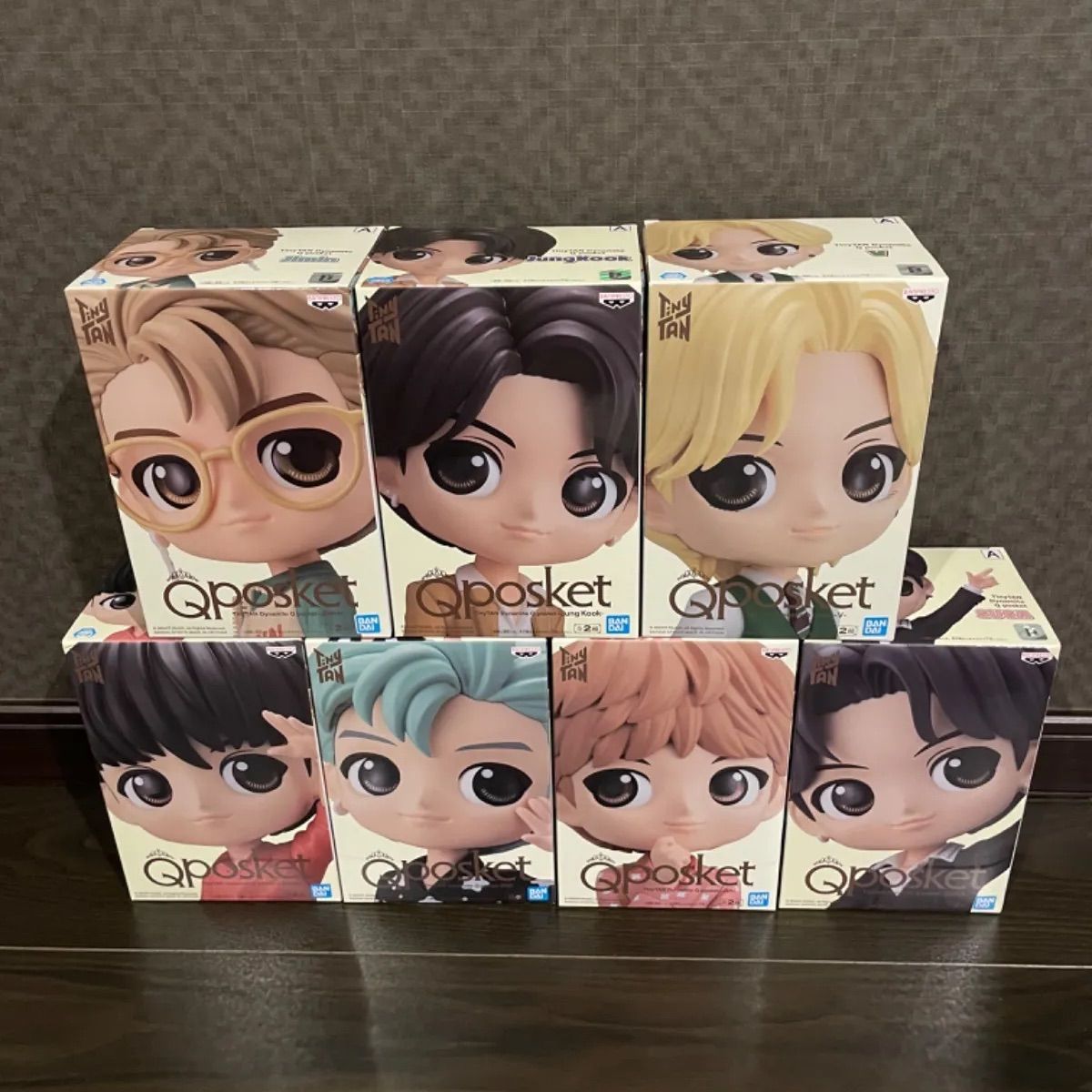 TinyTAN Dynamite Q posket Aカラーコンプ Q Posket BTS TinyTAN Dynamite Figure A Type JUNGKOOK V JIMIN