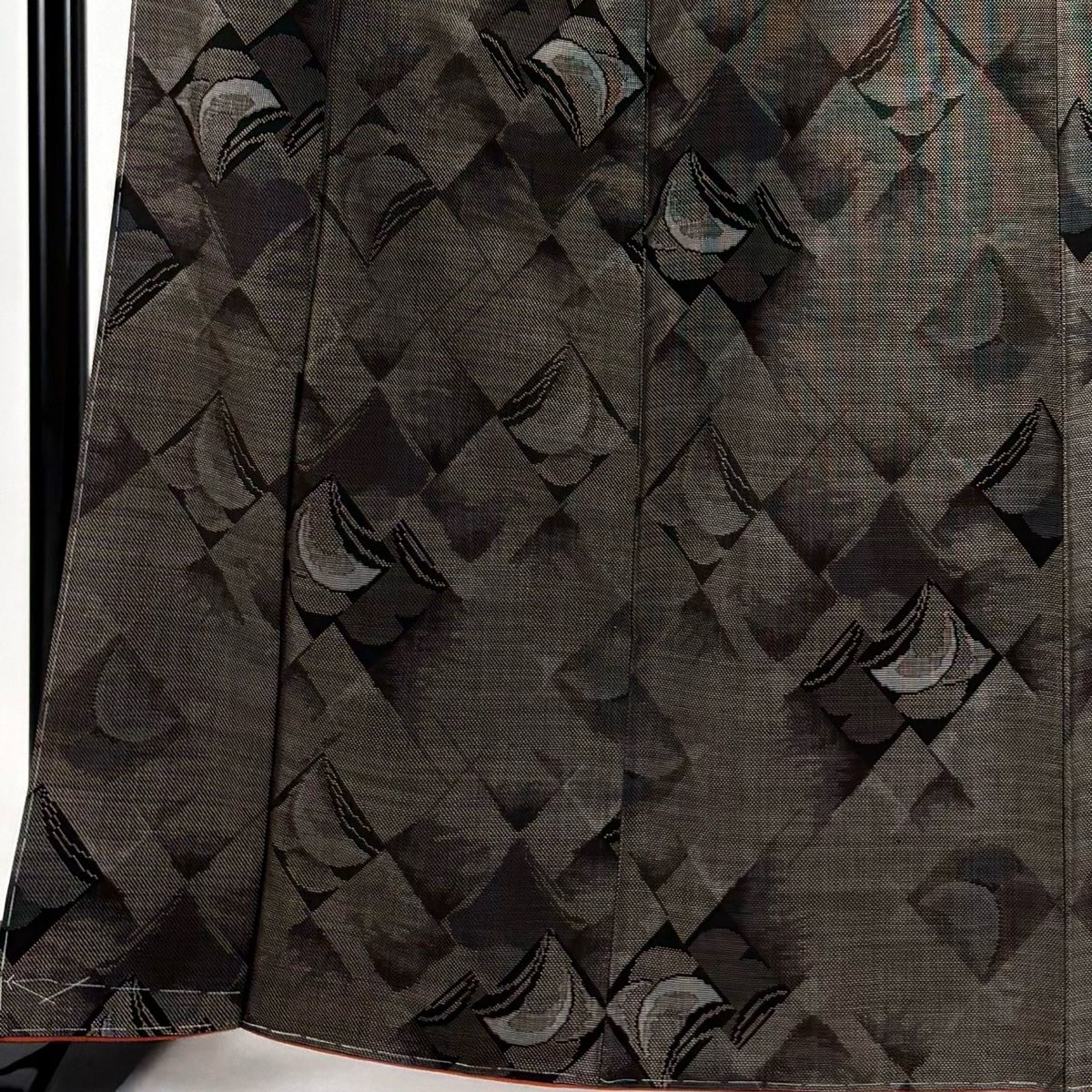 紬 着物 亀甲 薄文様 灰色 袷 広衿 正絹 カジュアル着物 仕立て上がり